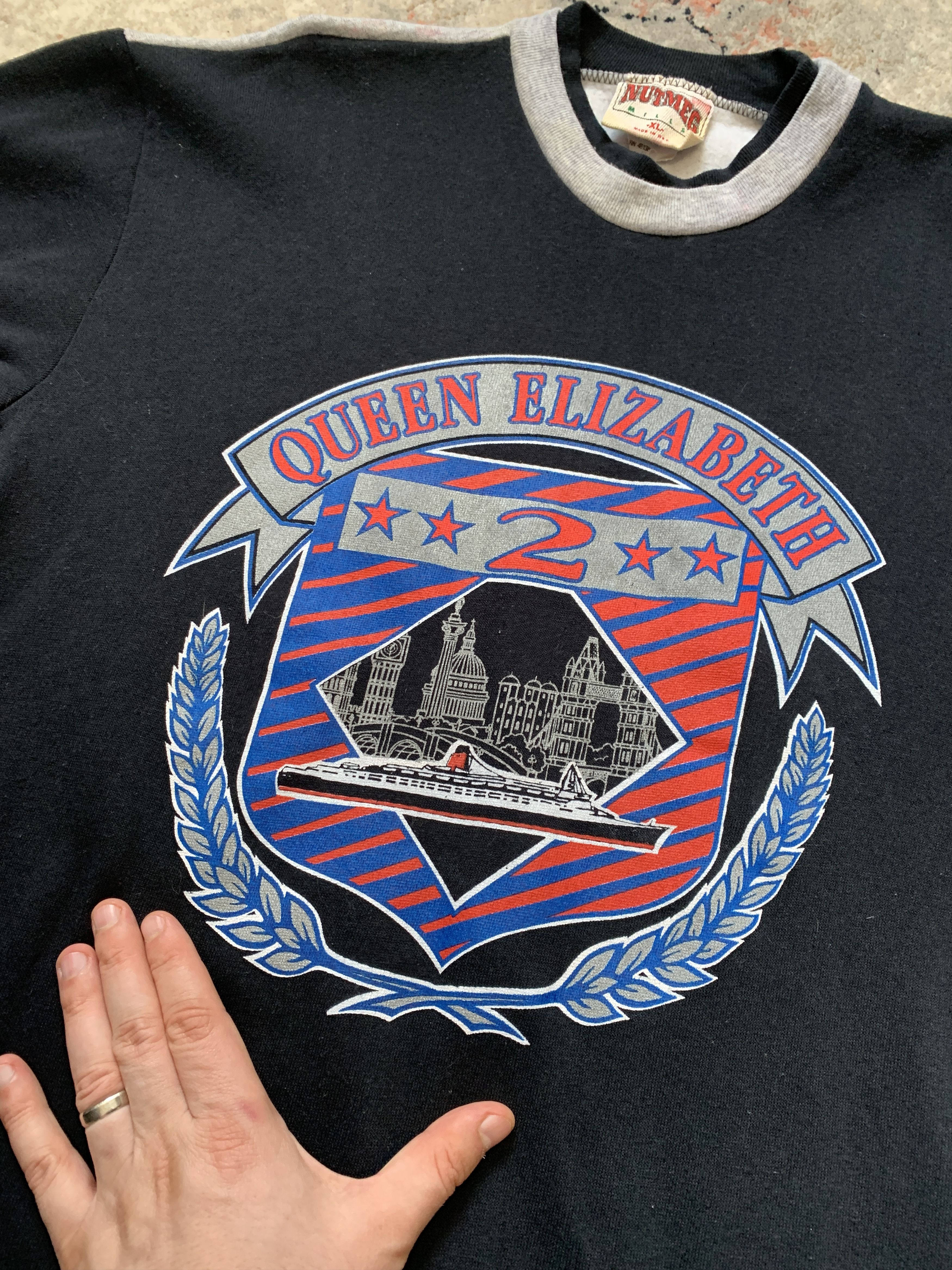Nutmeg Nutmeg Mills QUEEN ELIZABETH 2 Vintage Sweatshirt Size US XL / EU 56 / 4 - 3 Thumbnail