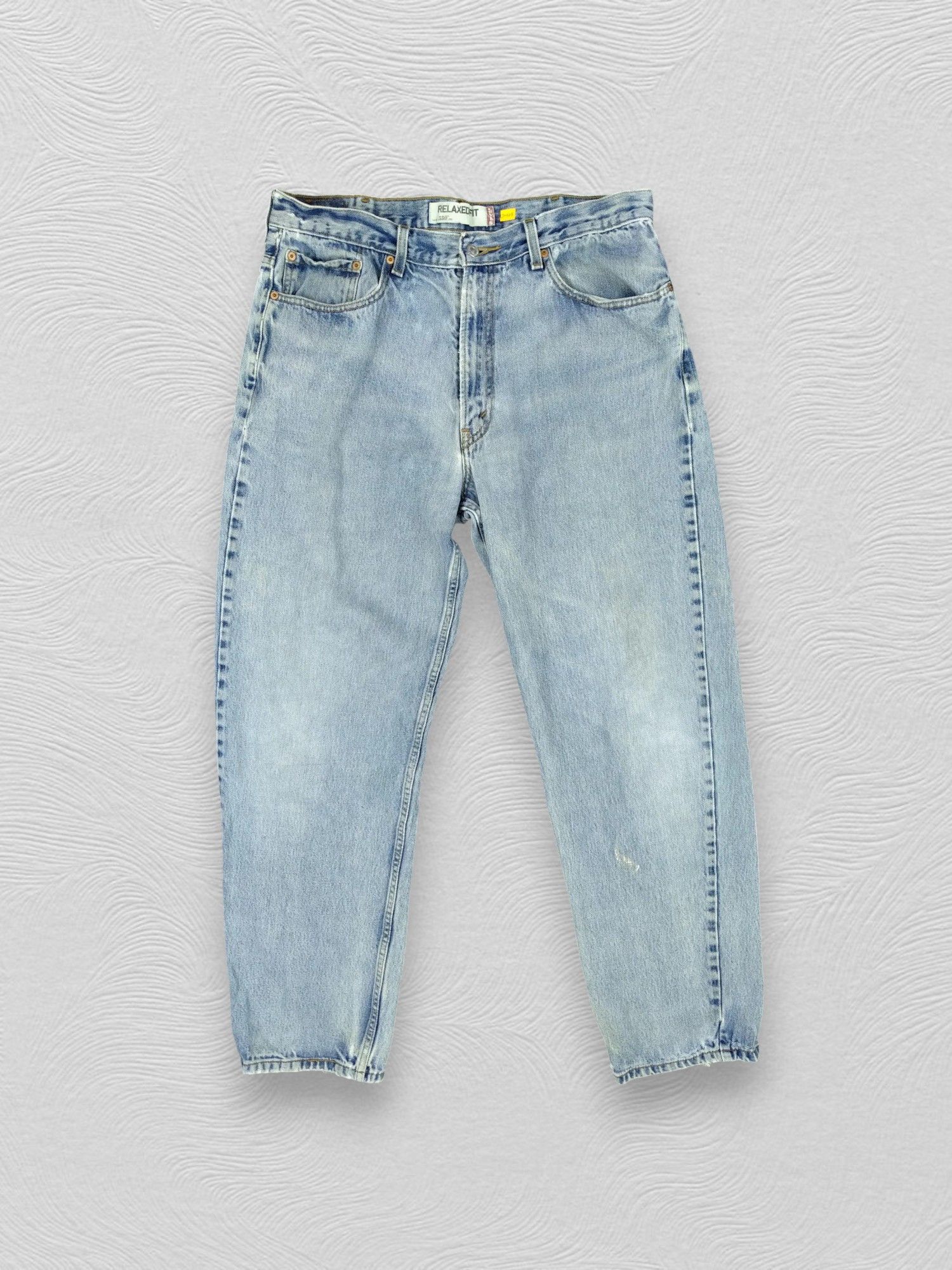Light Wash Vintage Levi's 550 Relaxed Fit Denim -JN658