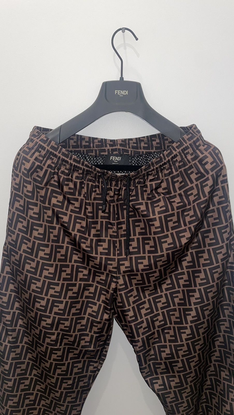 Fendi Fendi brown nylon pants sz 48 (XL) new Jogging pants Size US 32 / EU 48 - 2 Thumbnail