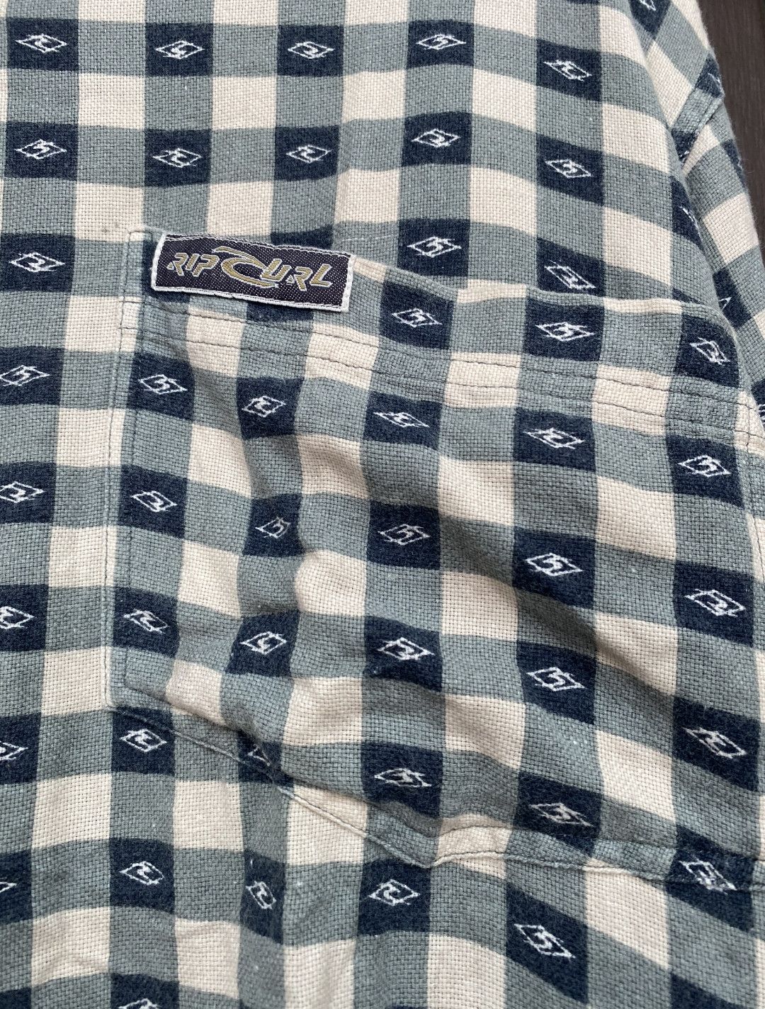 Rip Curl × Ripcurl × Vintage Vintage Rip Curl Flannel Printed Shirts Size US S / EU 44-46 / 1 - 5 Thumbnail