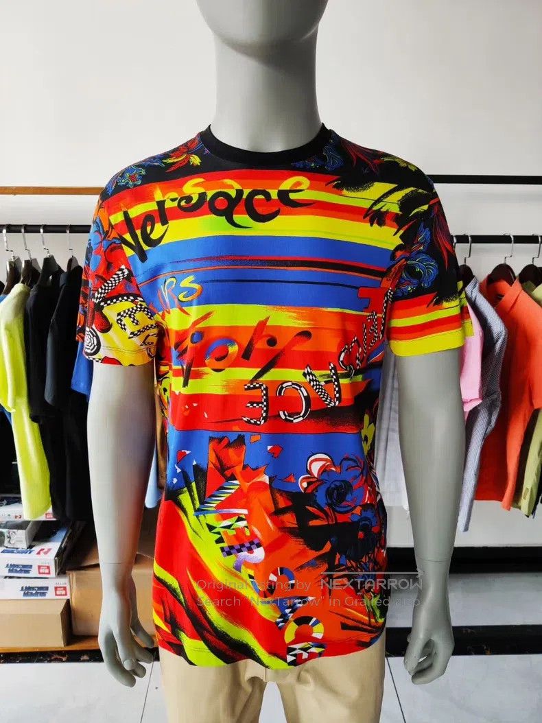 Versace Versace Men's short-sleeved T-shirt Size US S / EU 44-46 / 1 - 1 Thumbnail