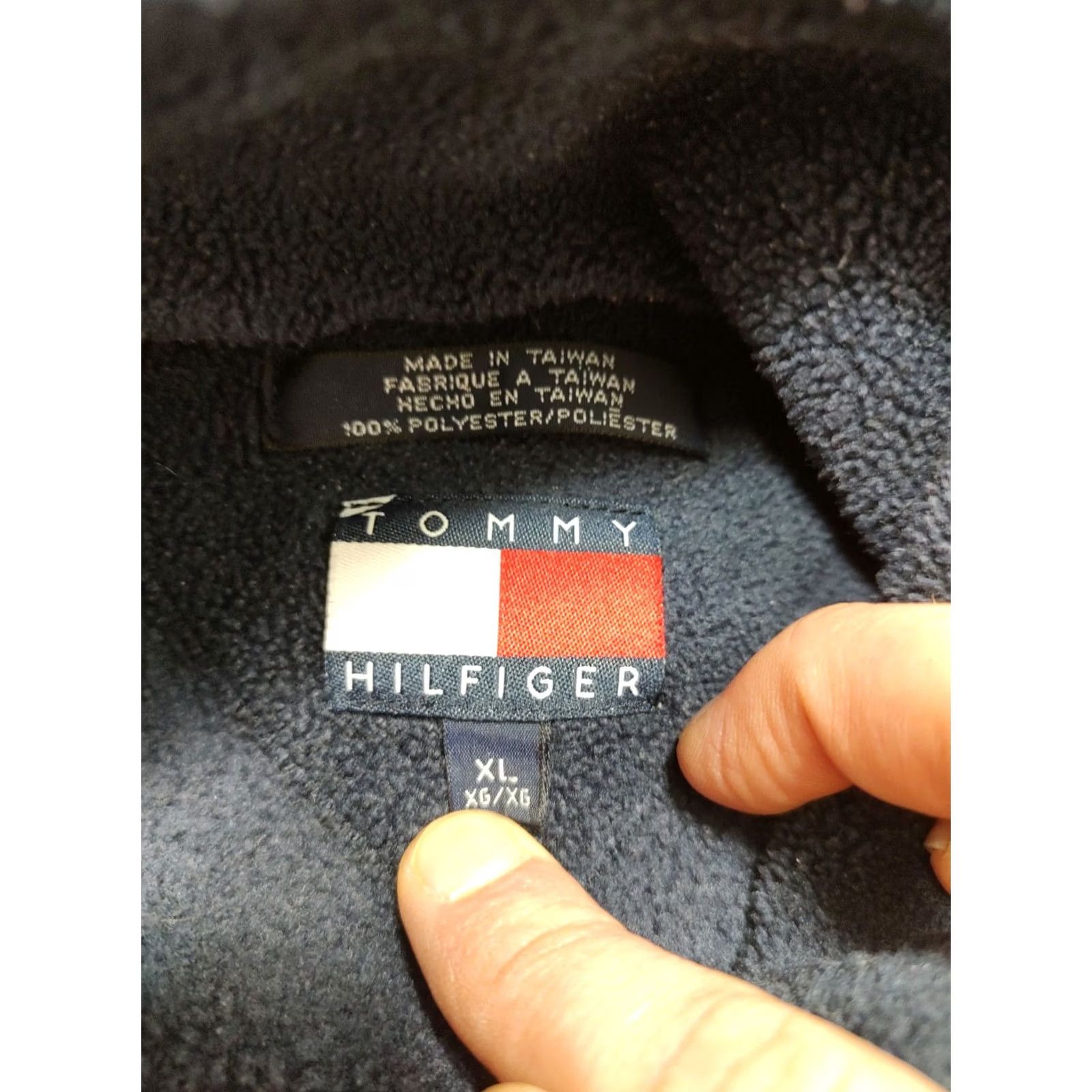 Tommy Hilfiger VINTAGE Tommy Hilfiger Sweater Pullover 1/4 Zip Winter Fleece Navy XL Mens 90s Size US XL / EU 56 / 4 - 5 Thumbnail