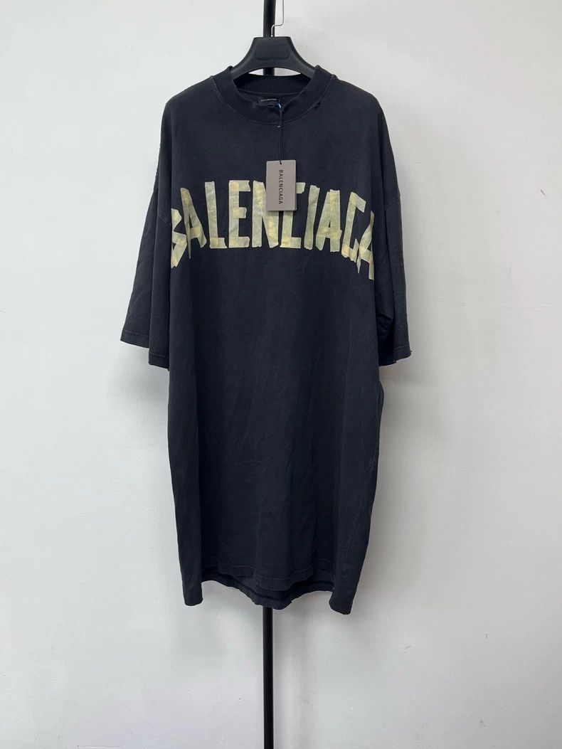 Balenciaga Balenciaga Tape Logo Print Short Sleeve T-shirt - dmc Size US M / EU 48-50 / 2 - 1 Thumbnail