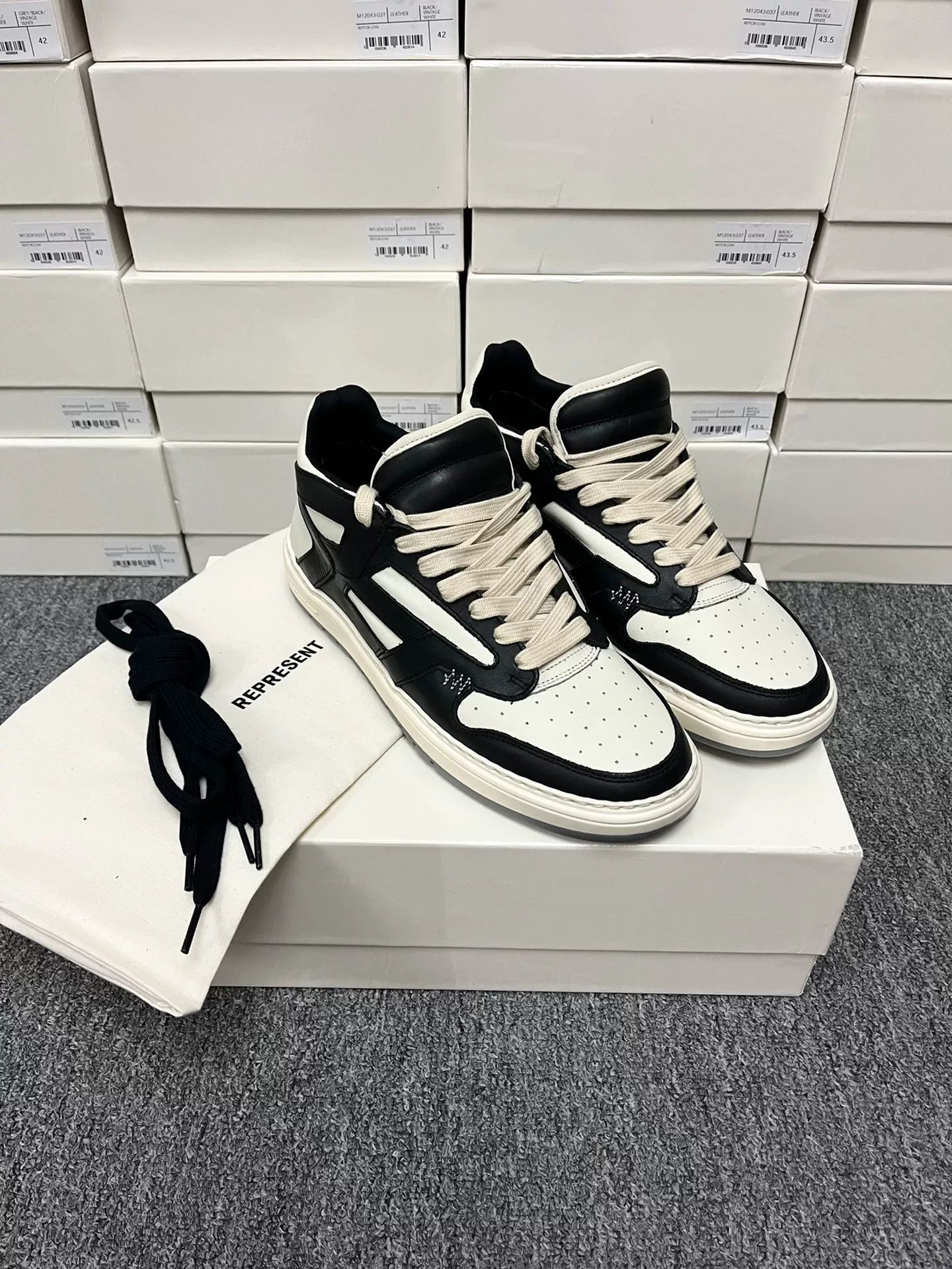 Represent Clo. Reptor Low Leather Casual Sneakers Size US 10 / EU 43 - 1 Thumbnail
