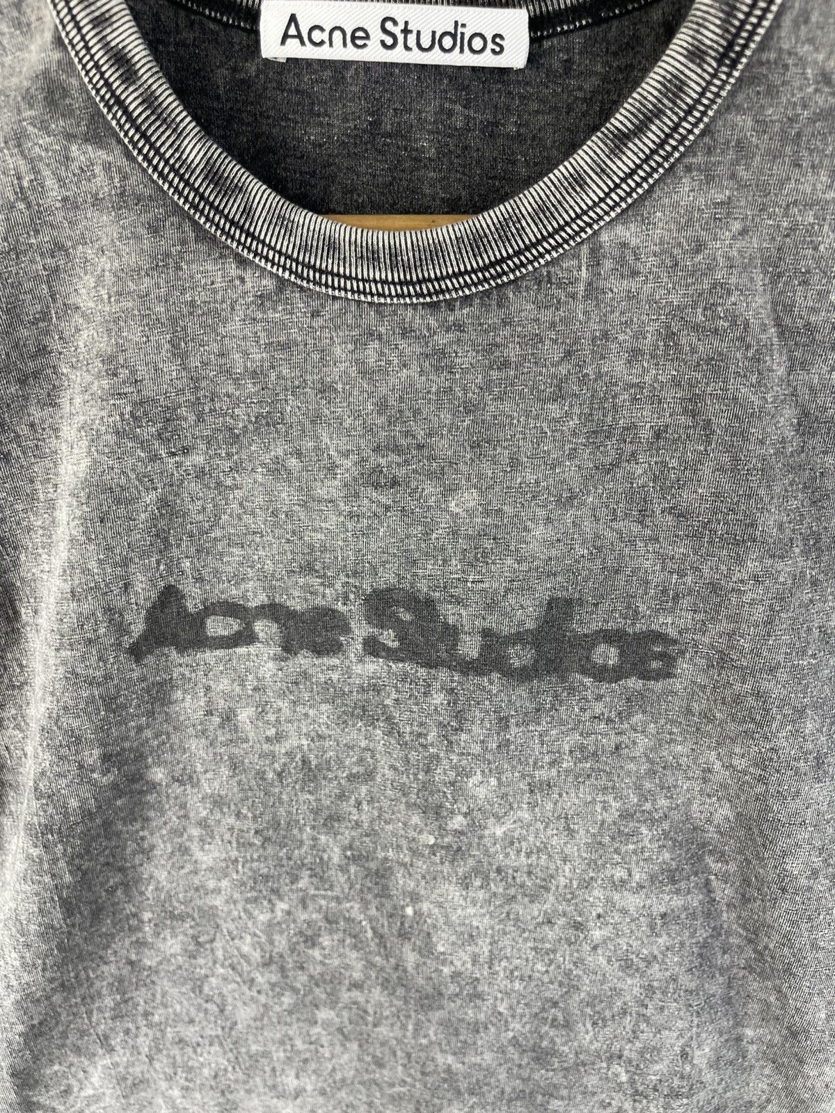 Acne Studios Acne Studios Blurred Logo Etza Model Tee Size S / US 4 / IT 40 - 3 Thumbnail