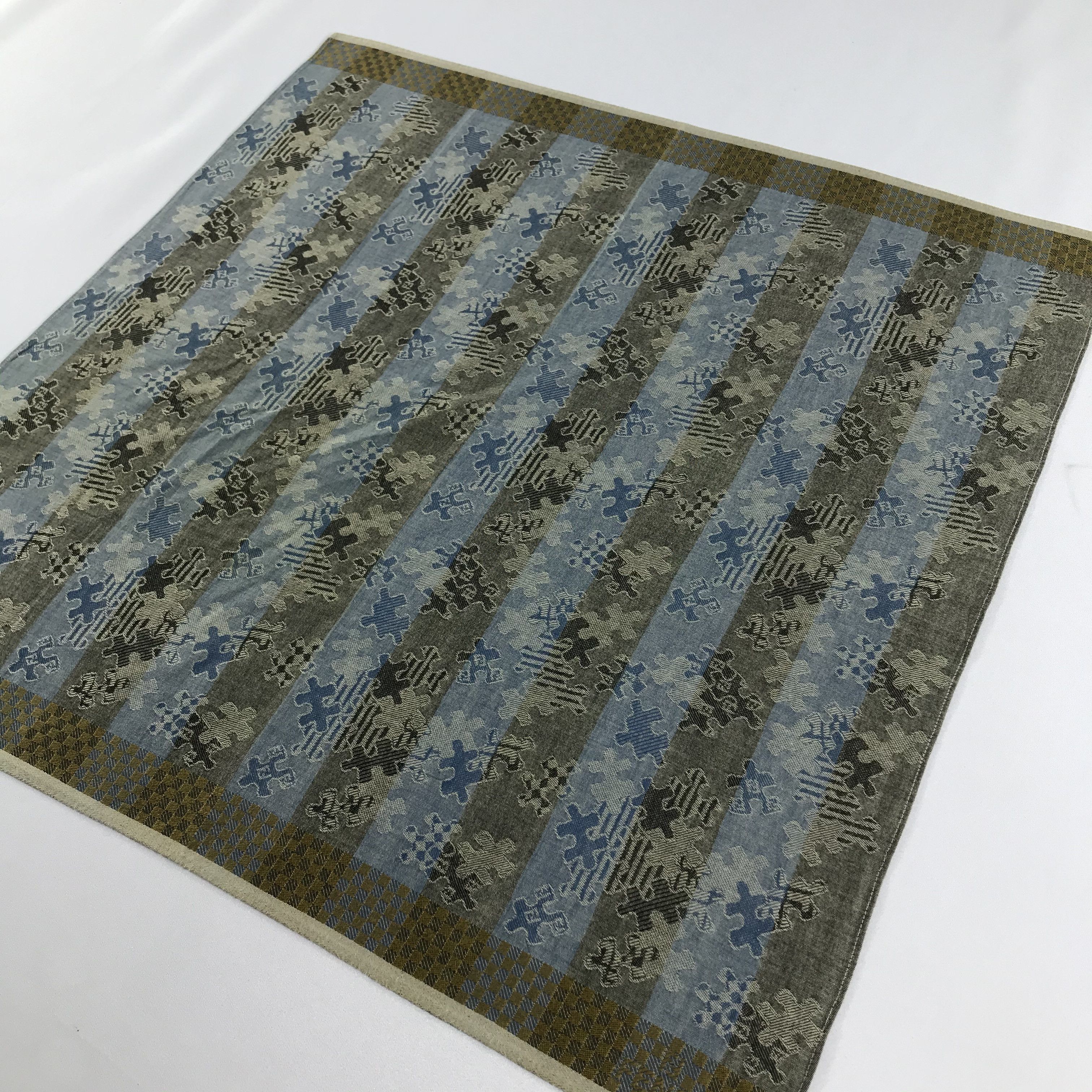 Japanese Brand VINTAGE Fendi Jigsaw Handkerchief Bandana Neckerchief H752 Size ONE SIZE - 4 Thumbnail