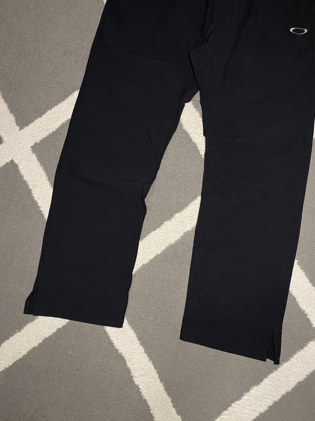 Oakley × Vintage Oakley Nylon Straight Fit Classic Logo Pants Trousers Black Size US 34 / EU 50 - 3 Thumbnail