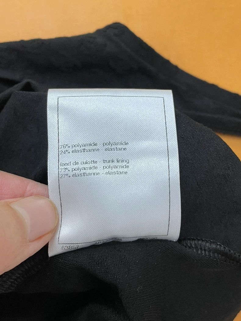 Chanel chanel 24S new black dark pattern logo one-piece swimsuit Size 24" / US 00 / IT 34 - 7 Thumbnail