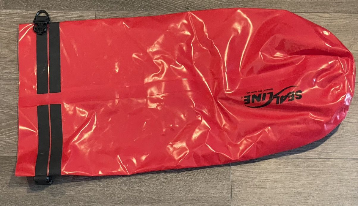 Supreme Supreme Sealline Nimbus Dry Sack 5L Used Size ONE SIZE - 2 Thumbnail