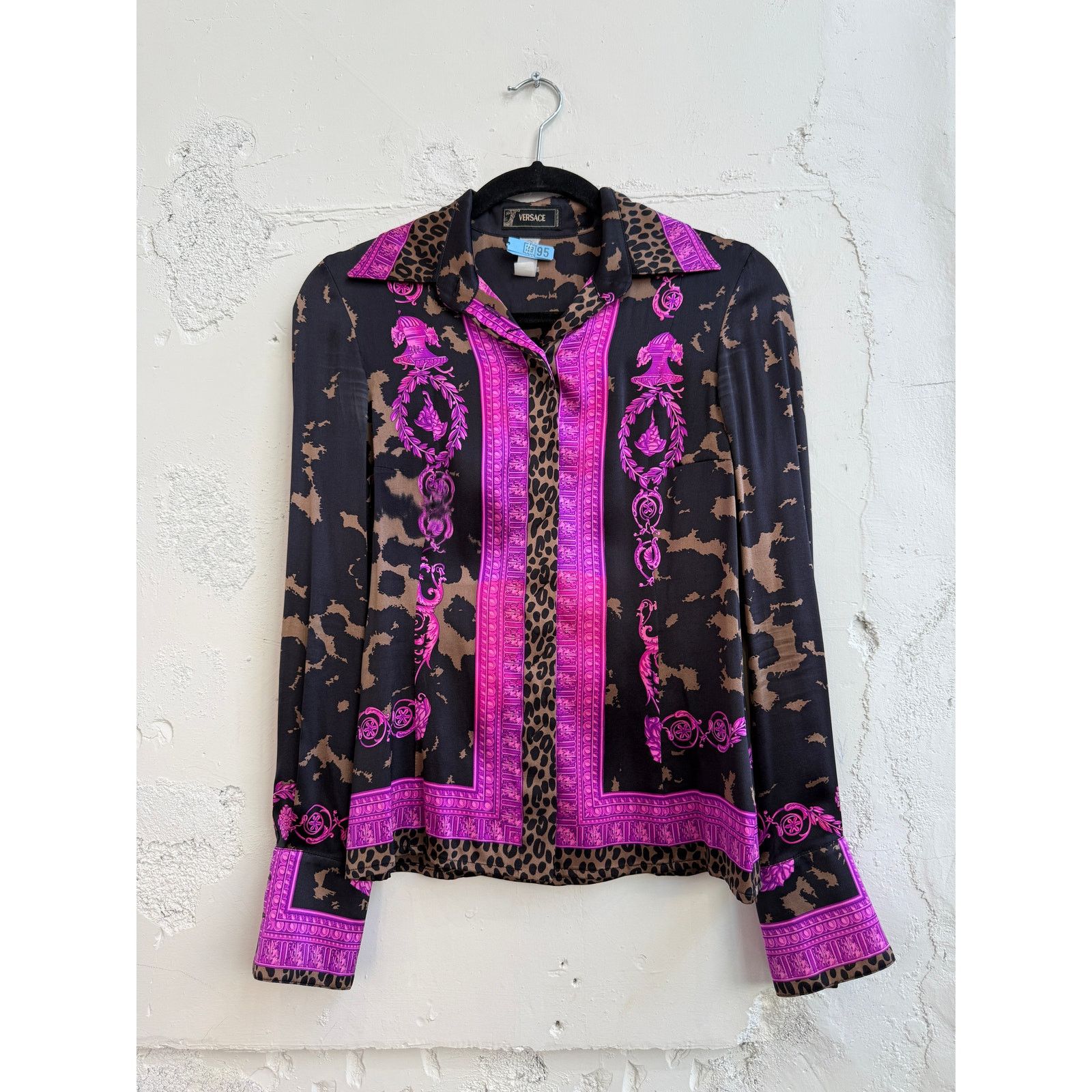 Versace Vintage Versace Print Silk Button Up Shirt Size XS / US 0-2 / IT 36-38 - 1 Thumbnail