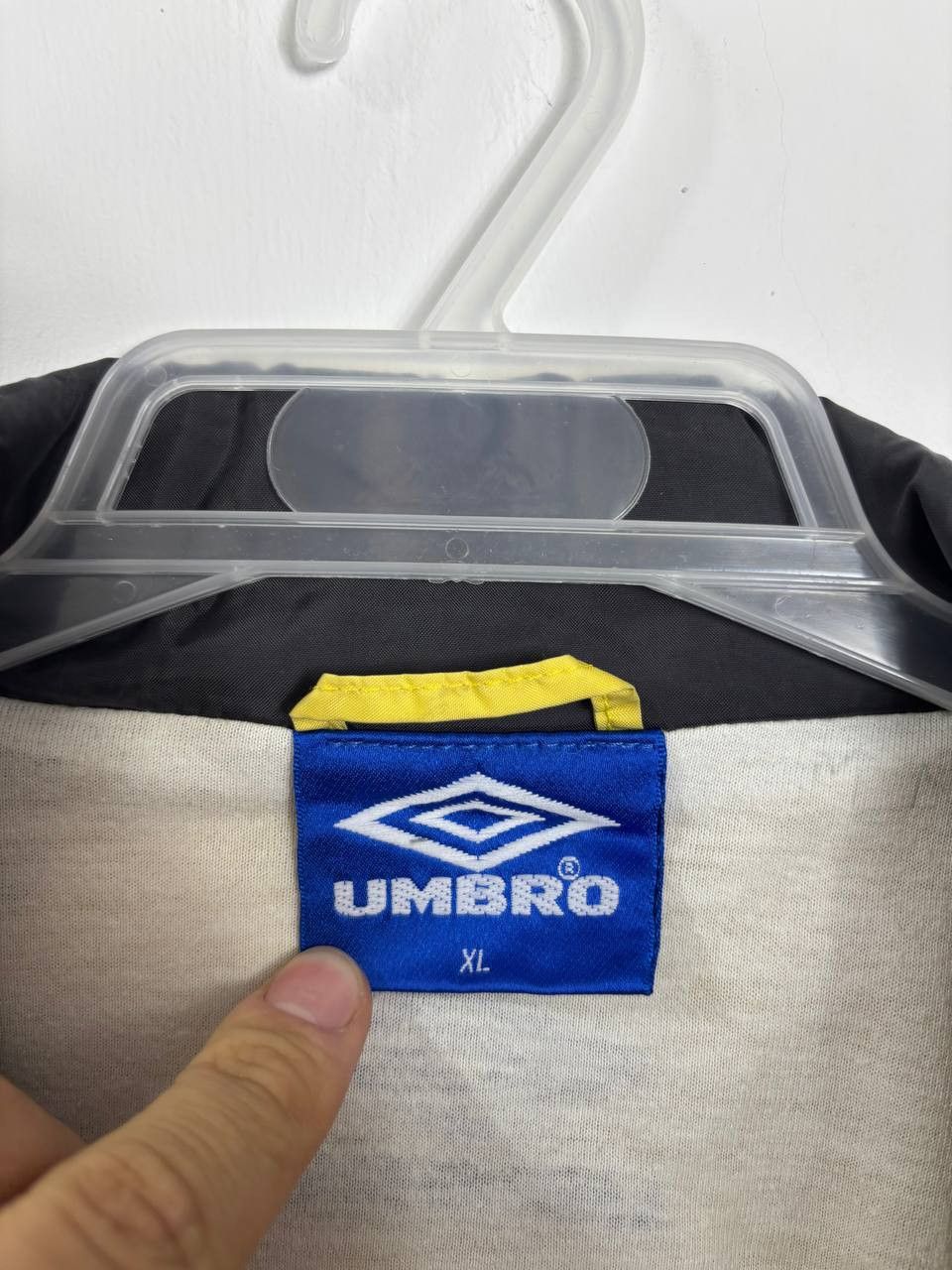 Umbro 🇯🇵 Umbro Japan Vintage Track Jacket 90s Size US XL / EU 56 / 4 - 4 Thumbnail