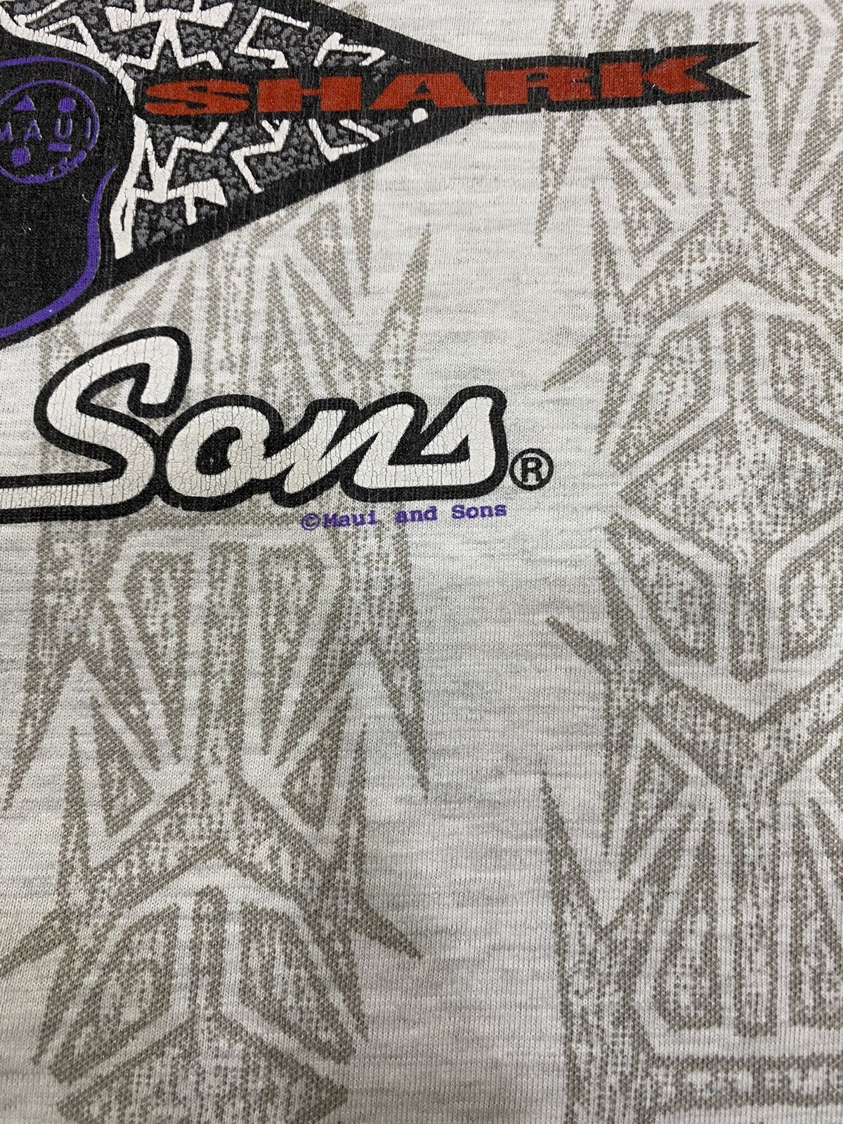 Maui and Sons × Vintage Vintage Maui And Sons Back 2 Back Black Shark Size US L / EU 52-54 / 3 - 4 Thumbnail