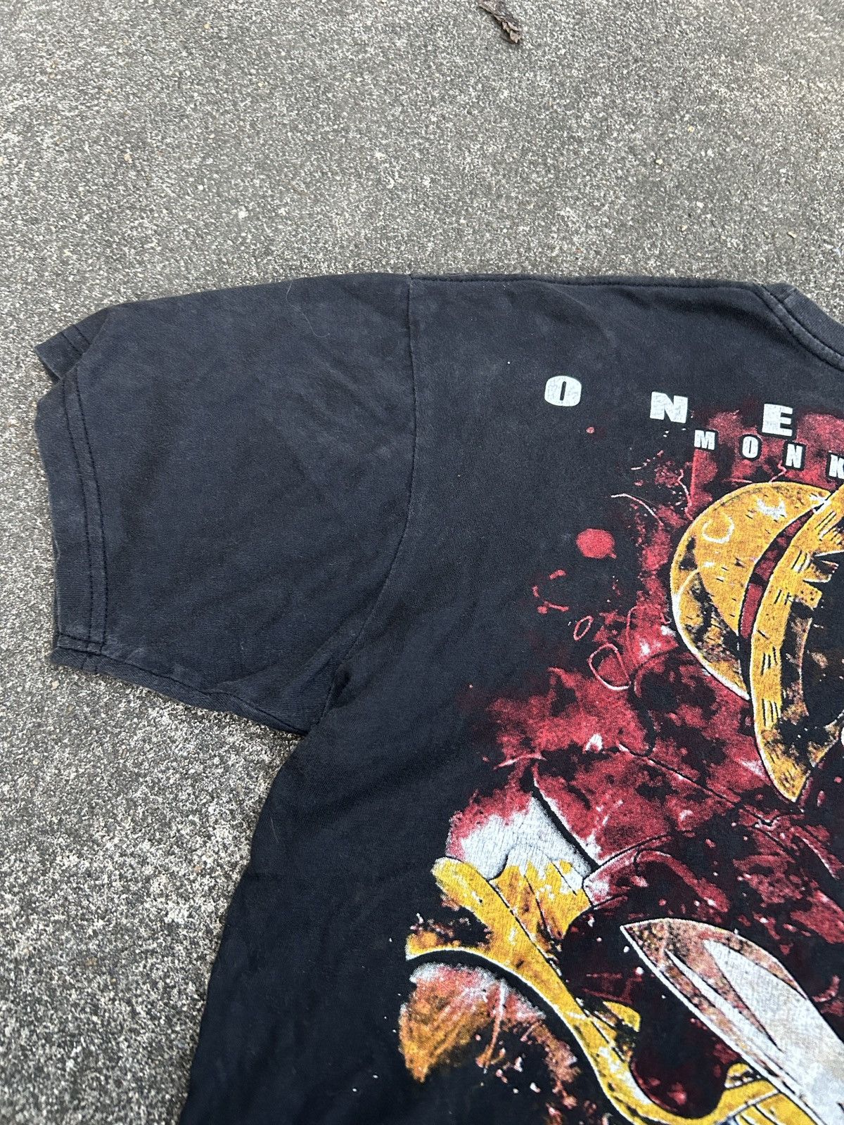 Anime Vintage One piece Monkey D. Luffy Thrashed Sun Faded Size US M / EU 48-50 / 2 - 7 Thumbnail