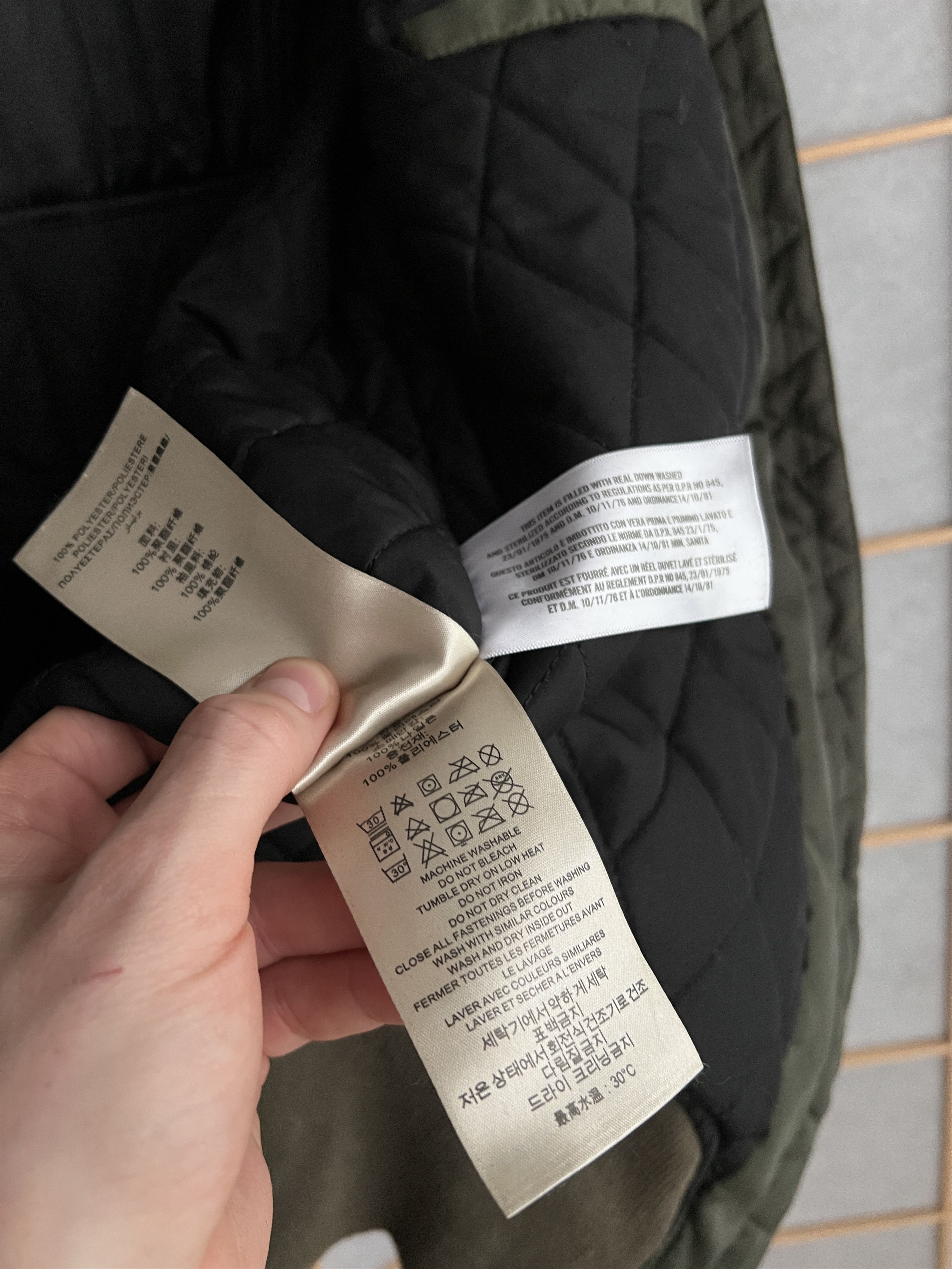 Burberry Burberry vintage faux fur hood bomber jacket avant garde y2k Size M / US 6-8 / IT 42-44 - 21 Thumbnail