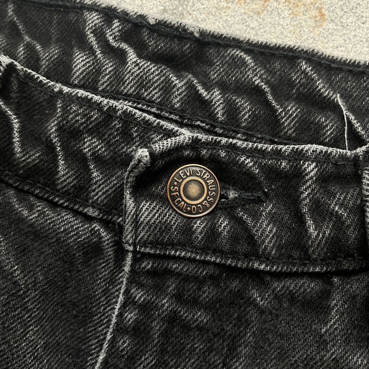 Levi's Vintage 90s Levi’s 512 Slim Fit Tapered Leg Denim Jean Pants Size 34" / US 12 / IT 48 - 4 Thumbnail