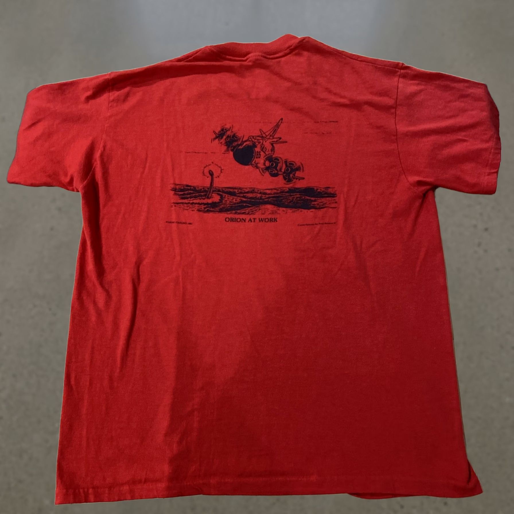 Port & Company Port & Company Hank Caruso Aerocatures '82 Aviation Art RedRun Short Sleeve Tee XL Men’s T-Shirt Red Size US 36 / EU 52 - 1 Thumbnail