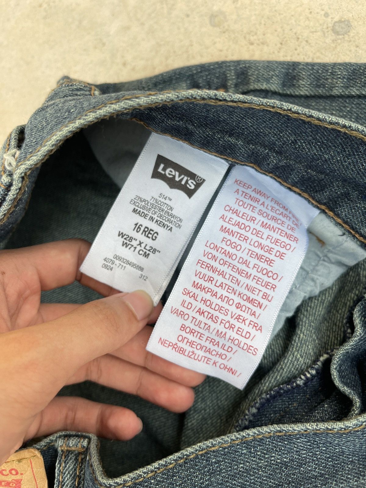 Levi's × Levi's Vintage Clothing × Vintage Vintage Y2K Levi’s Faded Blue Denim Jeans Size US 28 / EU 44 - 8 Thumbnail