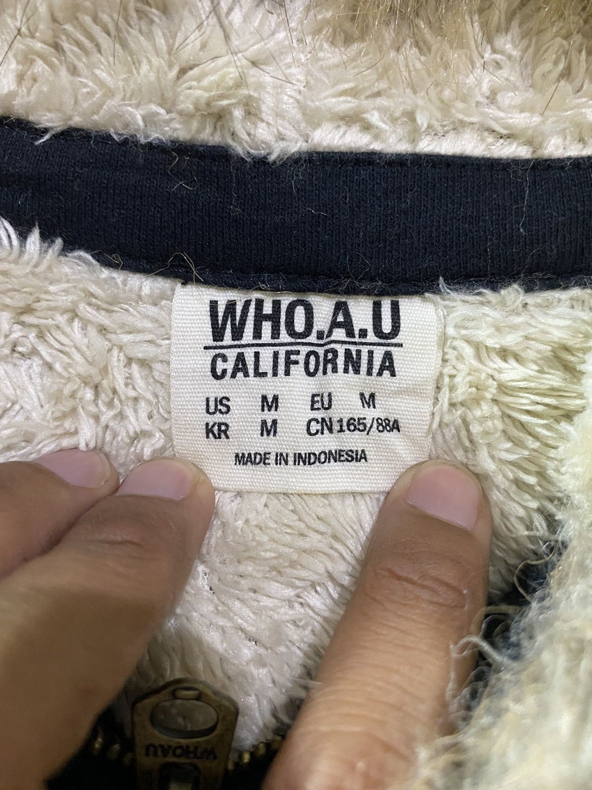 If Six Was Nine × Japanese Brand × Le Grande Bleu (L.G.B.) Japanese WHO.A.U faux fur black hoodie Size US M / EU 48-50 / 2 - 7 Thumbnail