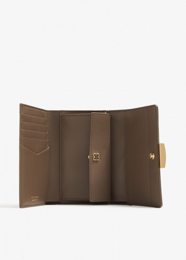 Givenchy o1srvl11e1224 Size: OS / 4G Tri Fold Wallet in Brown Size ONE SIZE - 4 Thumbnail