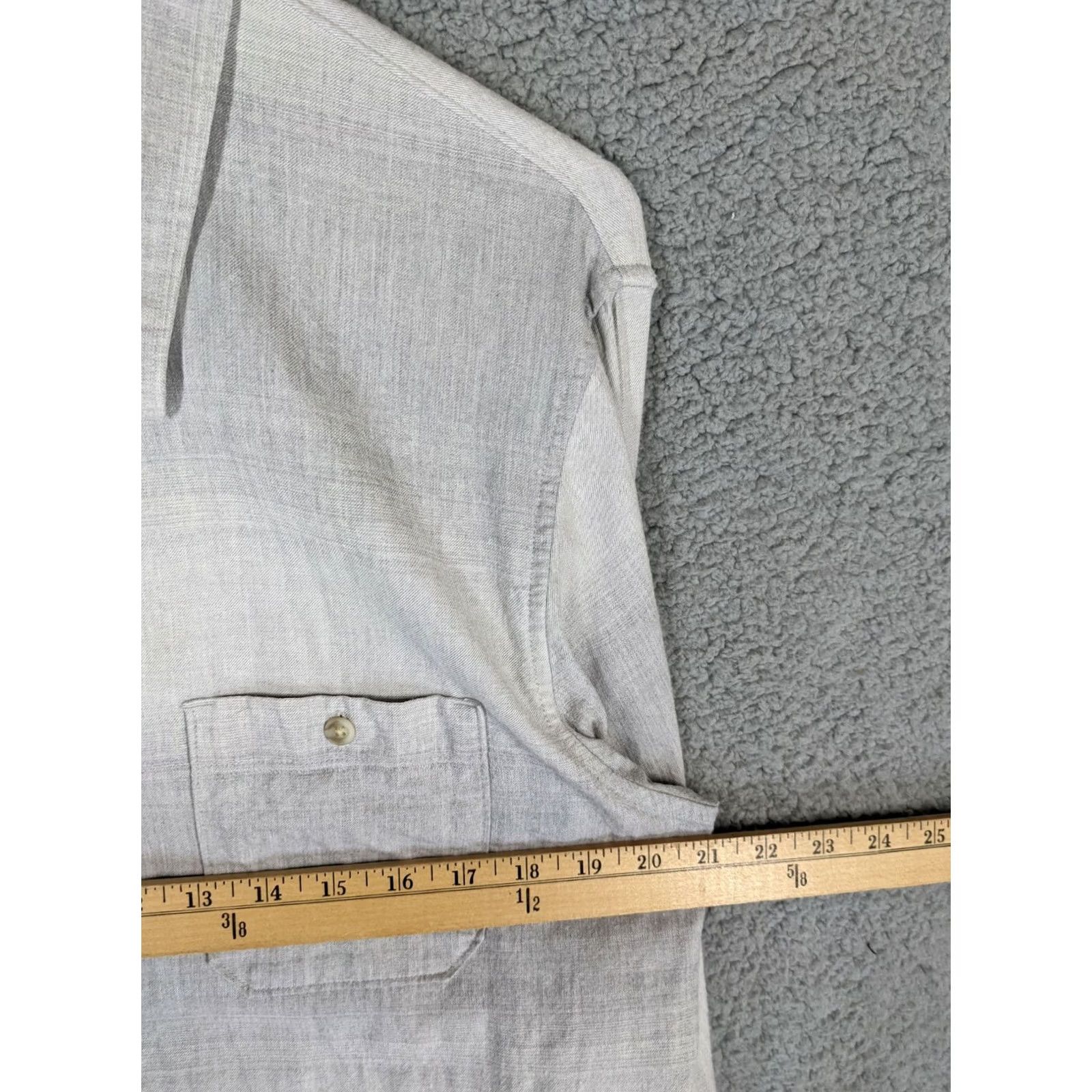 TravisMathew Travis Mathers Shirt L light gray stripe button Up pockets Casual Men's Size Size US L / EU 52-54 / 3 - 4 Thumbnail