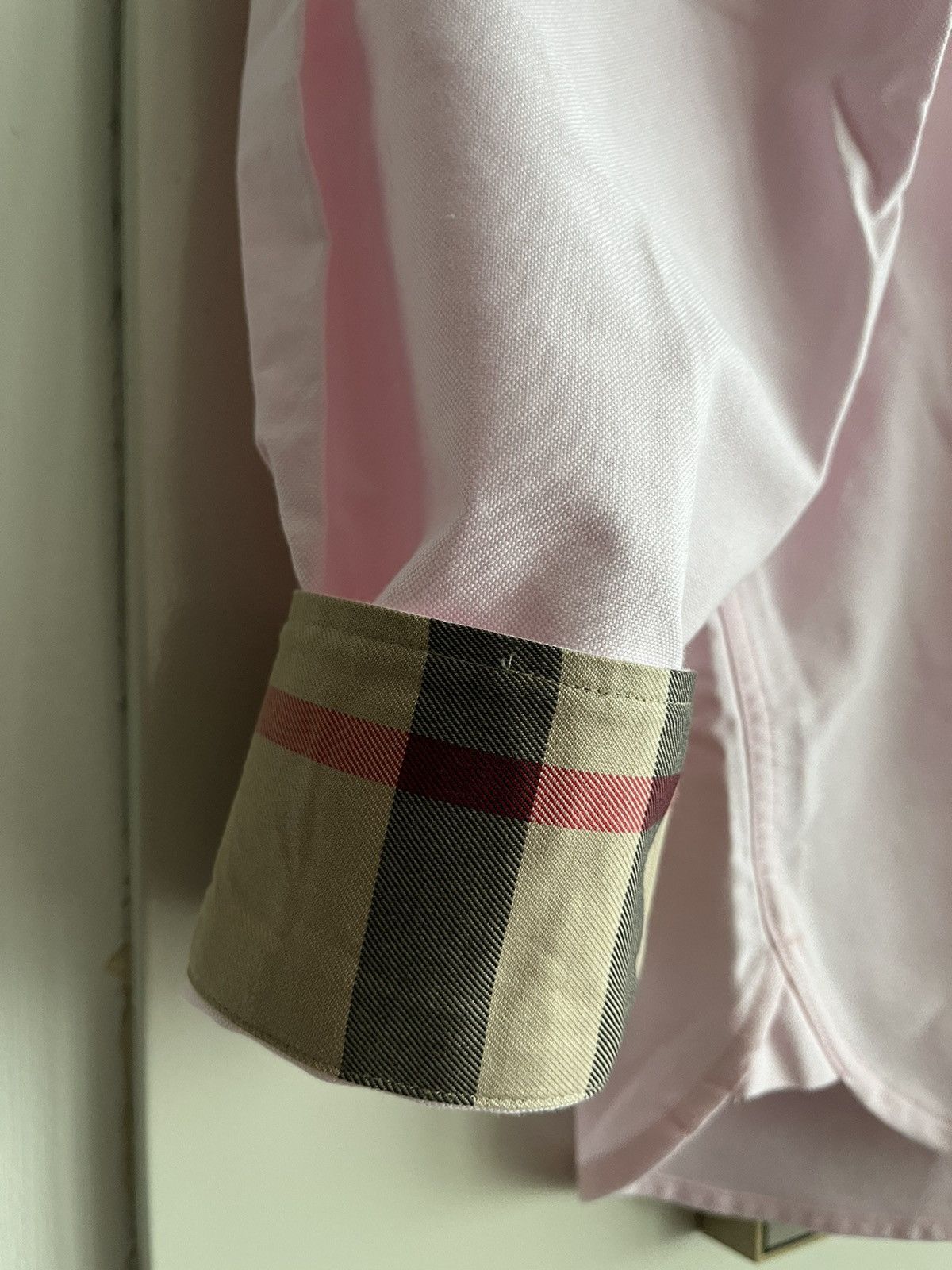 Burberry Sold out Brand New Classic Burberry Check Logo Dressy Shirt Size US L / EU 52-54 / 3 - 9 Thumbnail