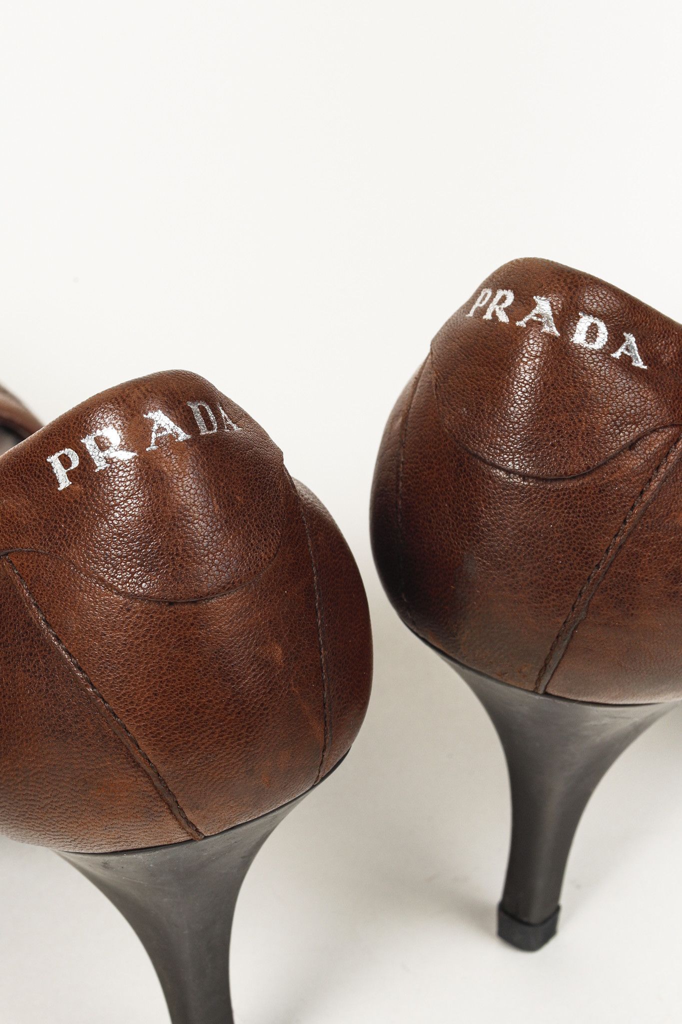 Prada Prada Brown Leather Scrunch Pointed Toe Pumps Size US 7.5 / IT 37.5 - 9 Thumbnail