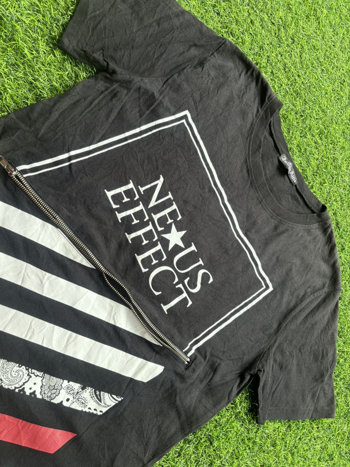 Hysteric Glamour Y2k In The attic Neus Effect Tshirt Size US L / EU 52-54 / 3 - 4 Thumbnail