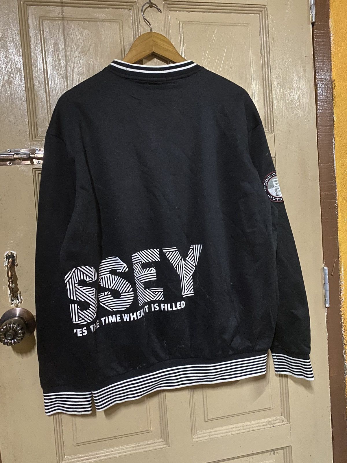 Vintage Vintage Eddie Odyssey Black Striped Crewneck Sweatshirt Size US XL / EU 56 / 4 - 8 Thumbnail