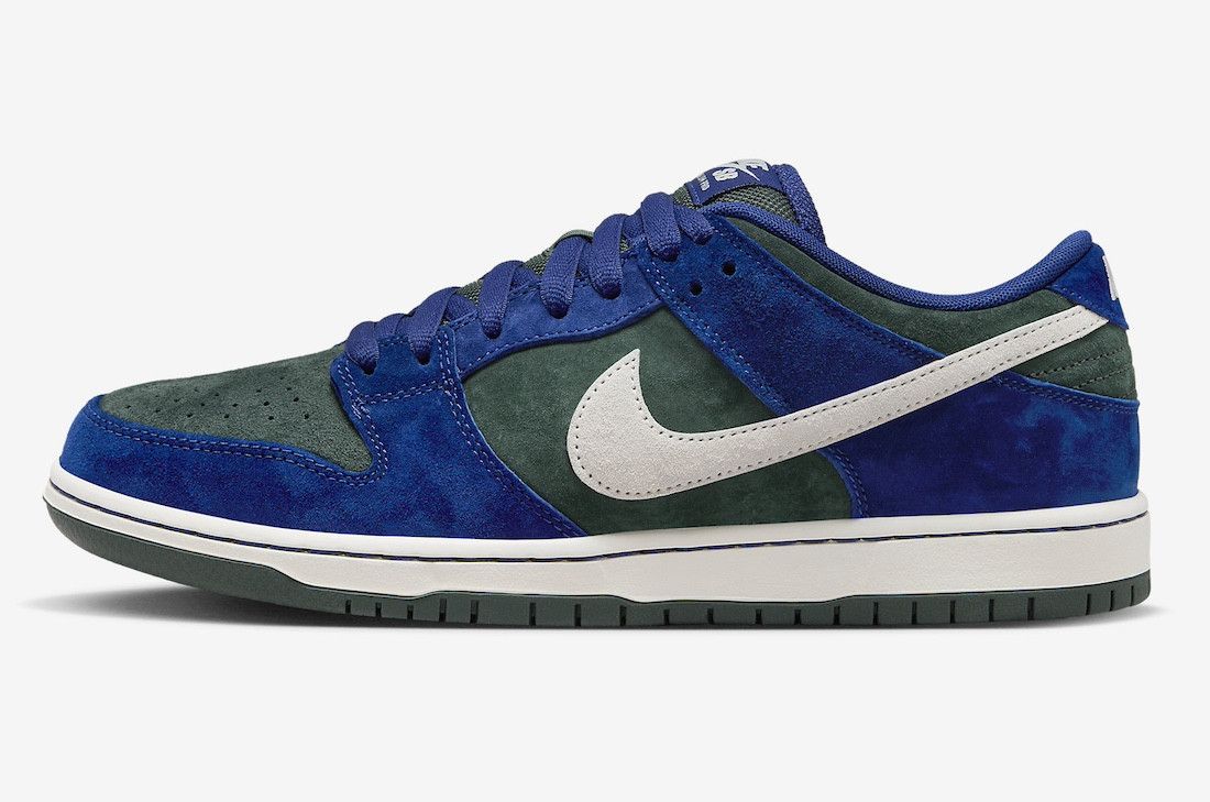 Nike Nike SB Dunk Low Pro Deep Royal Blue - HF3704 400 7.5/9w Size US 10 / EU 43 - 2 Thumbnail