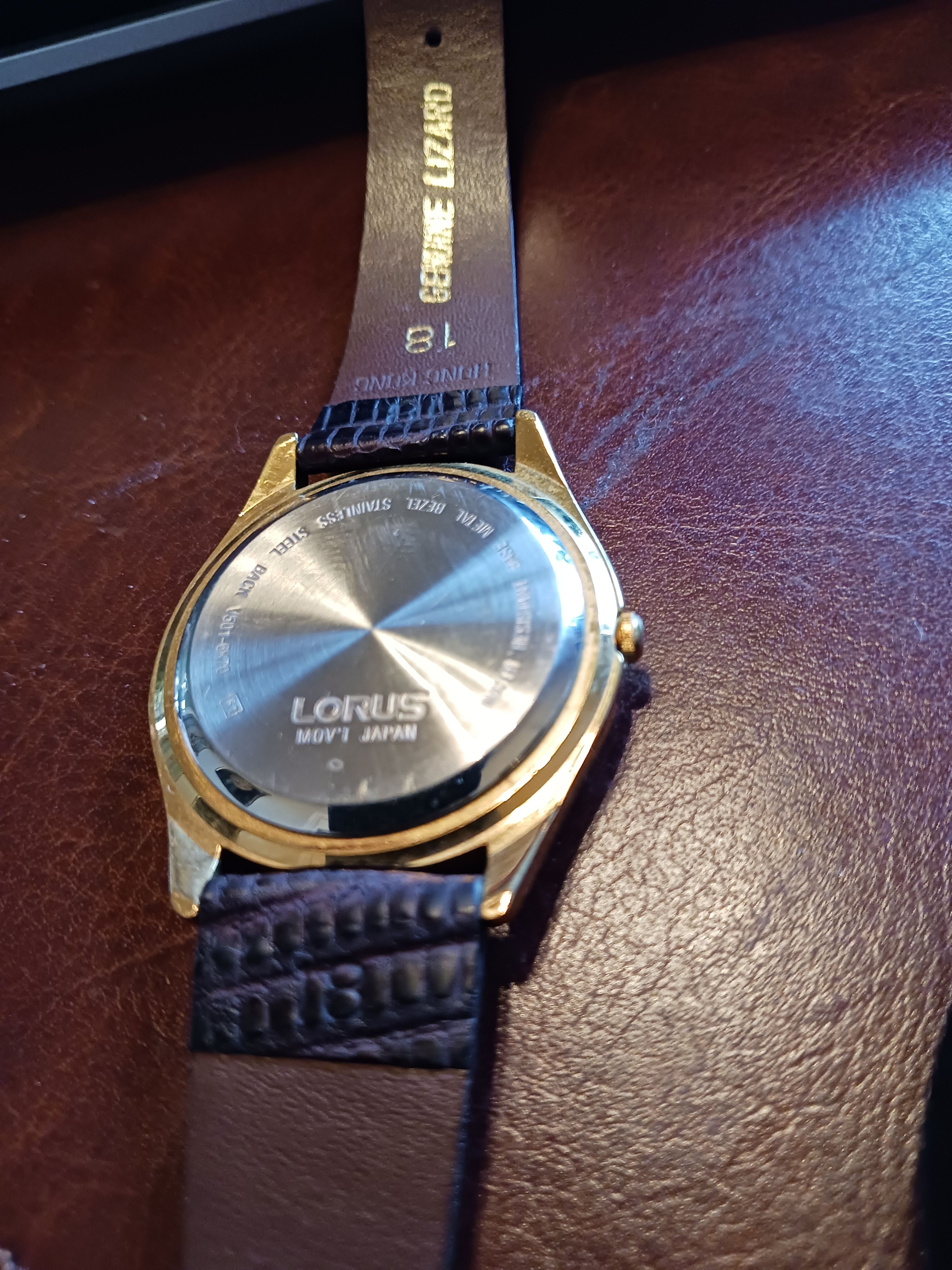 Japanese Brand × Mickey Mouse Vintage Lorus Unisex Mickey Mouse Watch Size ONE SIZE - 3 Thumbnail
