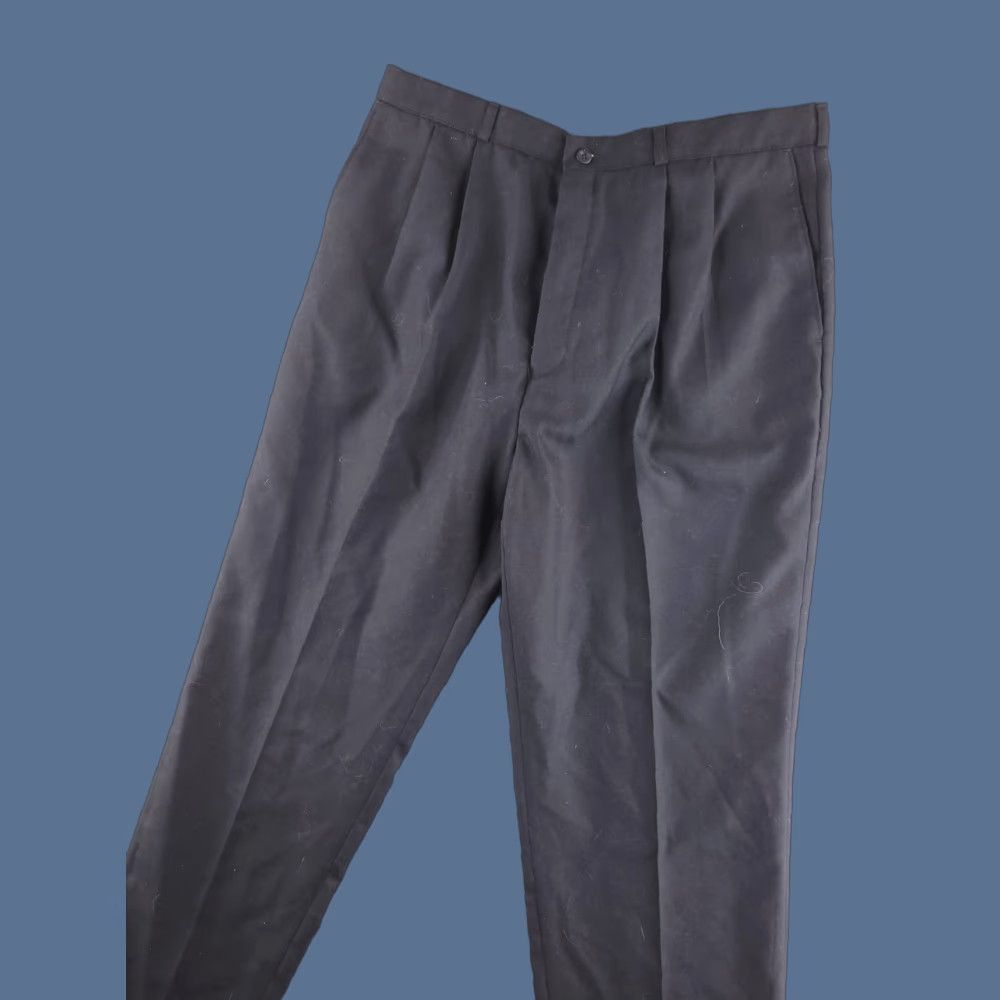 TED LAPIDUS TED LAPIDUS Pants Mens 34 Black 100% Wool Boutique Haute Couture Paris Dress Pants Front Flat Solid Inseam 33 Size US 34 / EU 50 - 1 Thumbnail