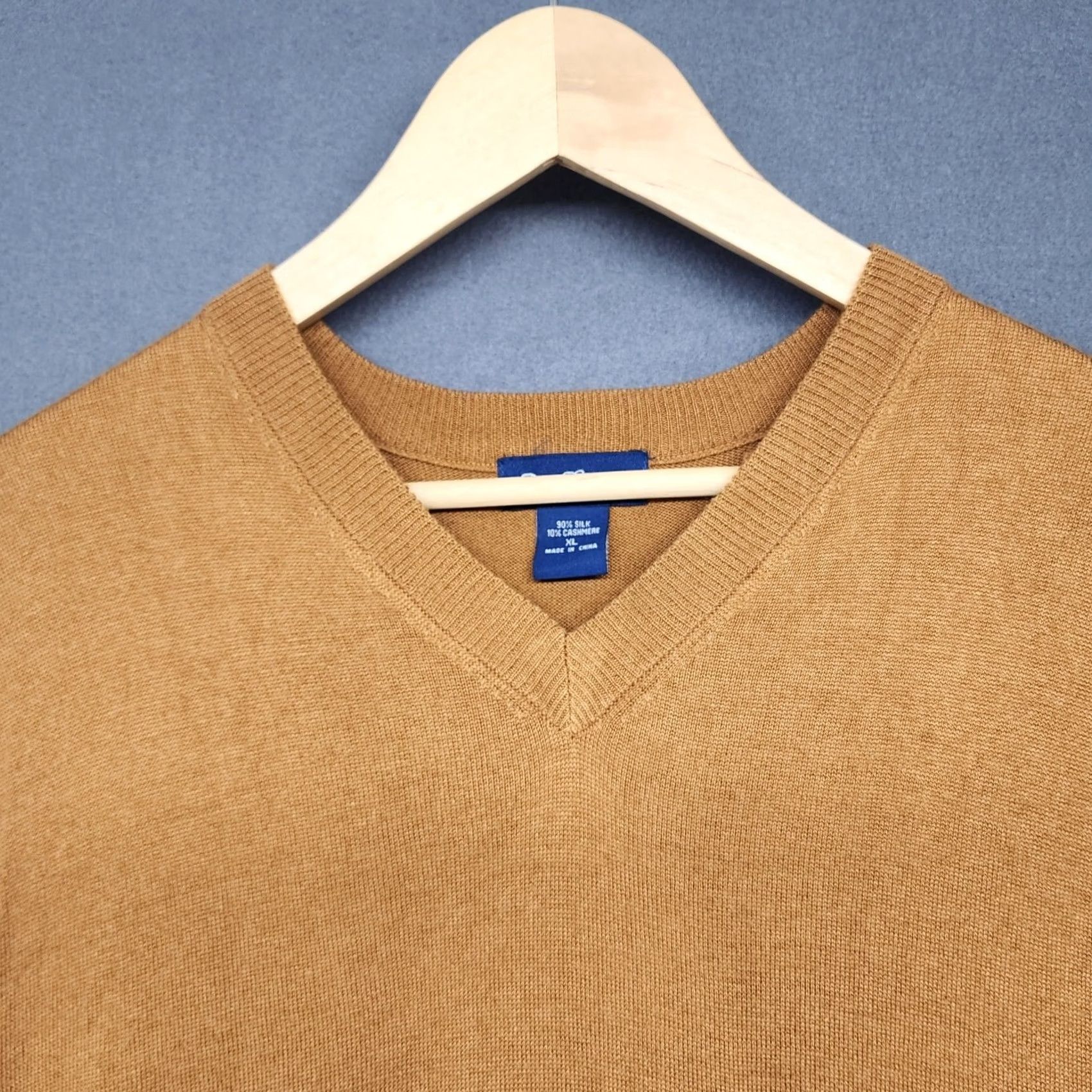 Vintage Paul Fredrick Sweater Vest Mens XL Brown Silk Cashmere Vest V-Neck Sleeveless Knit Slim Fit Mens Fall Winter Size US XL / EU 56 / 4 - 7 Thumbnail