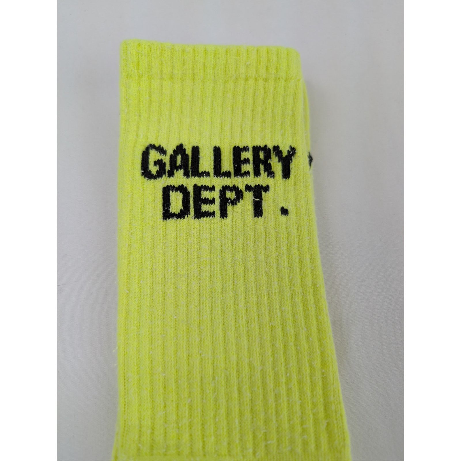 Gallery Dept. o1rshd1 Q:5 / Size: OS/ Gallery Dept. Logo Socks Fluo Yellow Size ONE SIZE - 9 Thumbnail