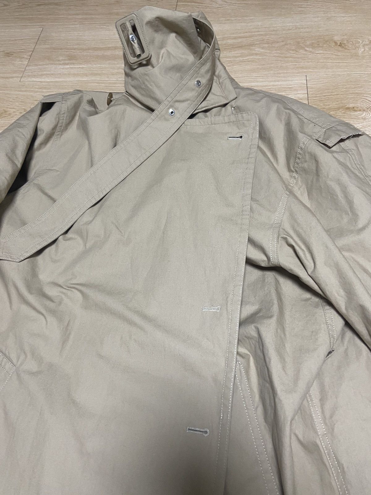 Vetements L Vetements incognito Oversized trench coat jacket Size US L / EU 52-54 / 3 - 3 Thumbnail