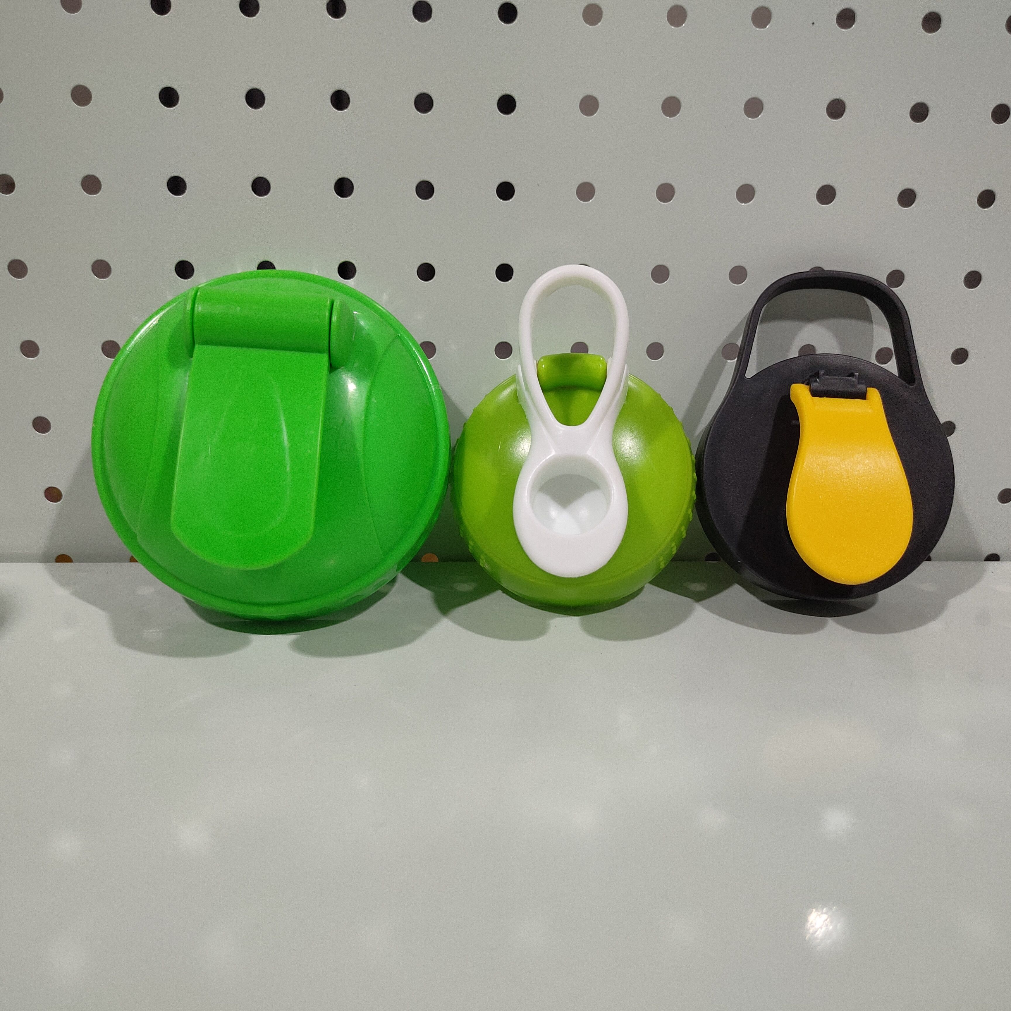 Other 🔥 3 pieces shaker assorted sizes Size ONE SIZE - 4 Thumbnail