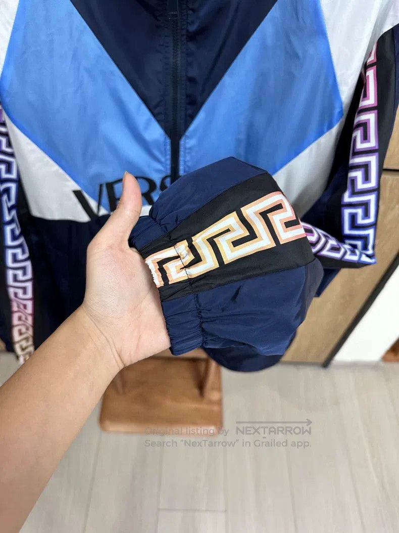 Versace Versace Casual hooded jacket Size US XL / EU 56 / 4 - 5 Thumbnail