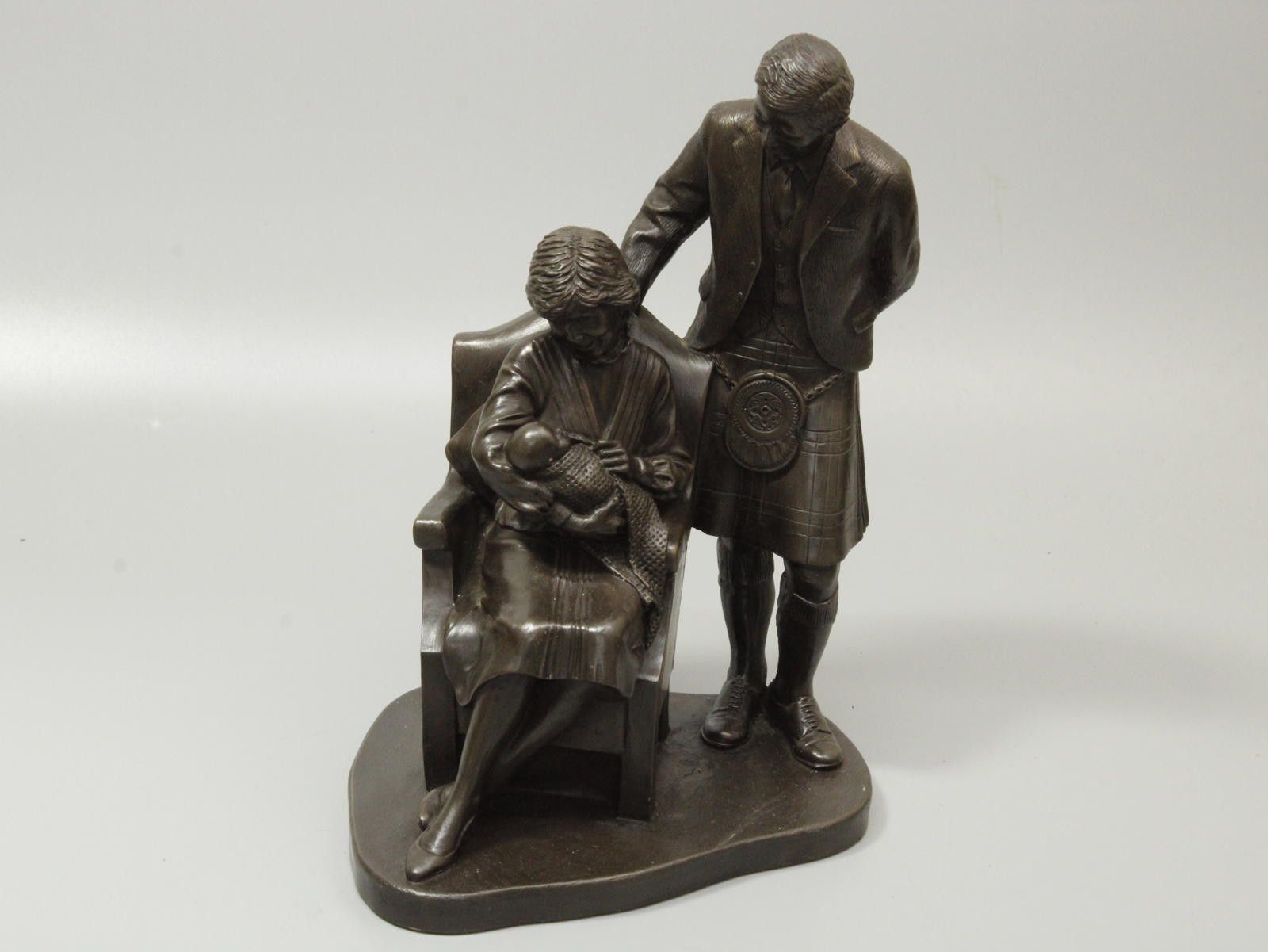 Other Limited Edition Bronze Figurine of Charles & Diana with Baby Size ONE SIZE - 3 Thumbnail