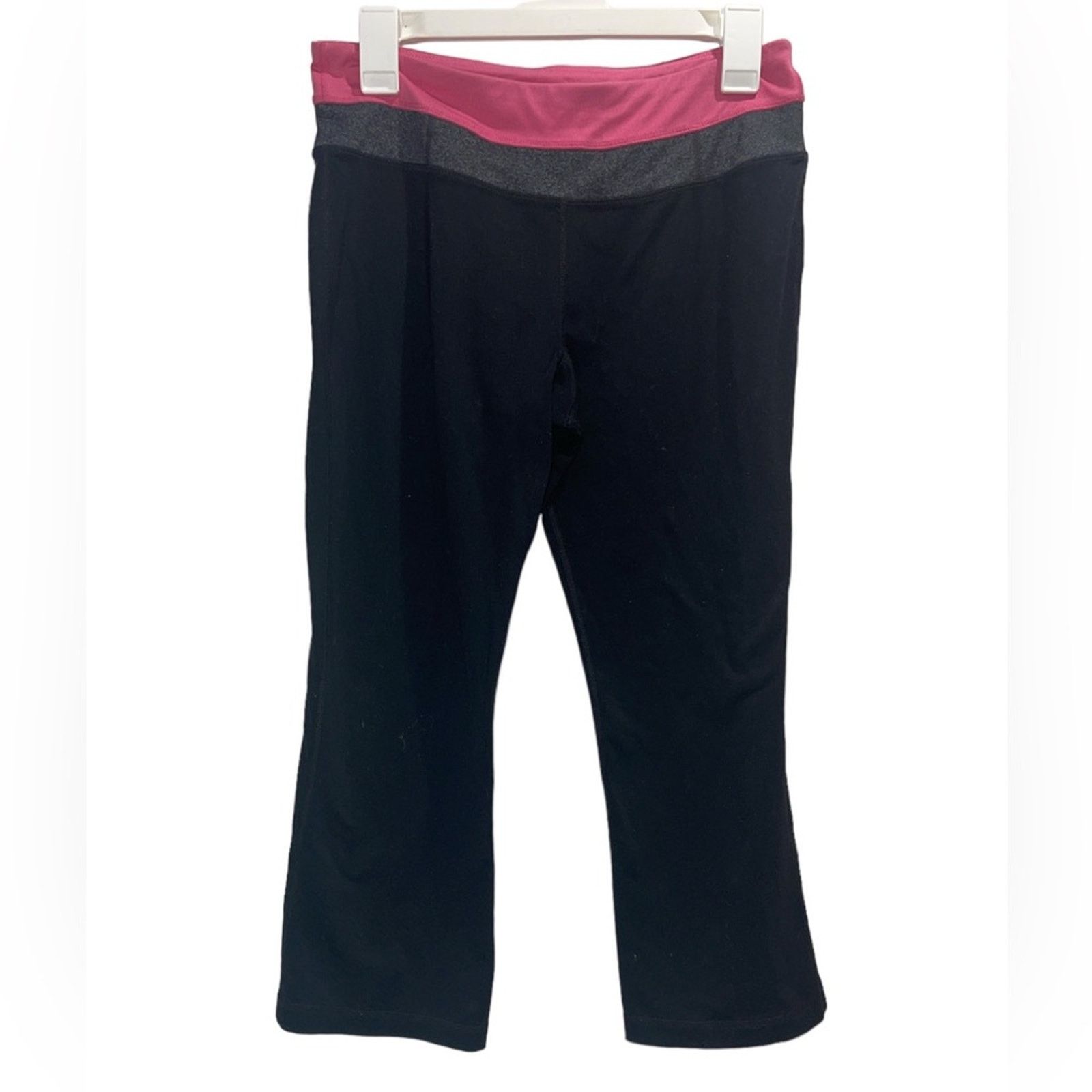Calvin Klein CALVIN KLEIN Quick Dry Performance Crop Leggings Sz S Size 23" - 1 Thumbnail