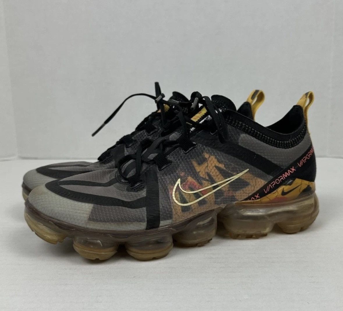 Nike Nike Air VaporMax SE Floral Black Gold Women's CD7094-002 Size US 7.5 / IT 37.5 - 1 Thumbnail
