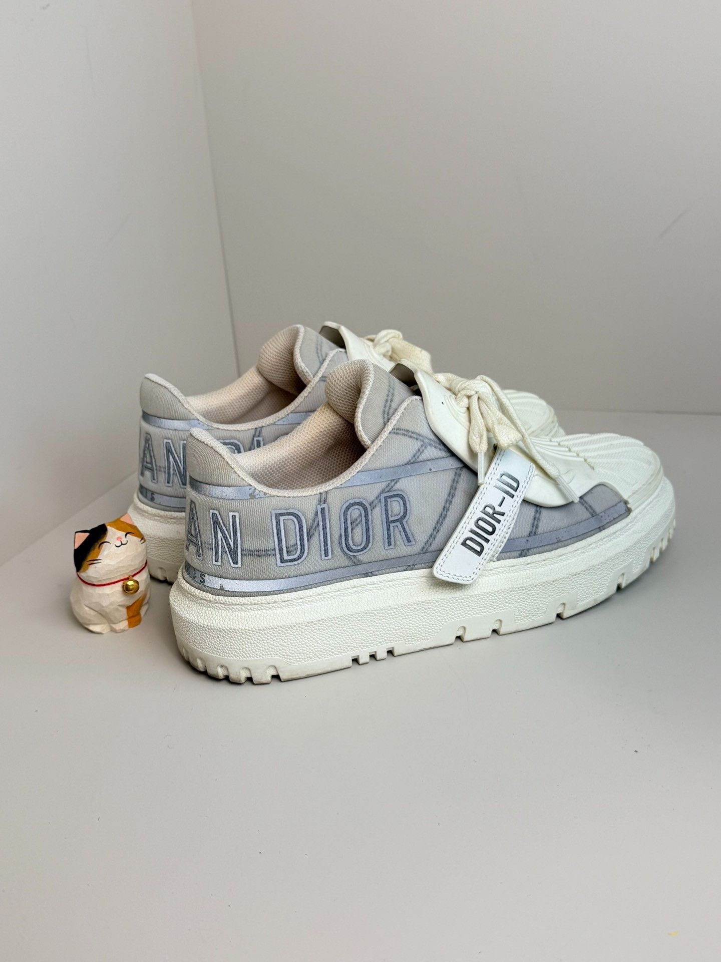 Dior Dior Casual White Lowtop Sneakers us_5 Women Size US 5 / IT 35 - 1 Thumbnail