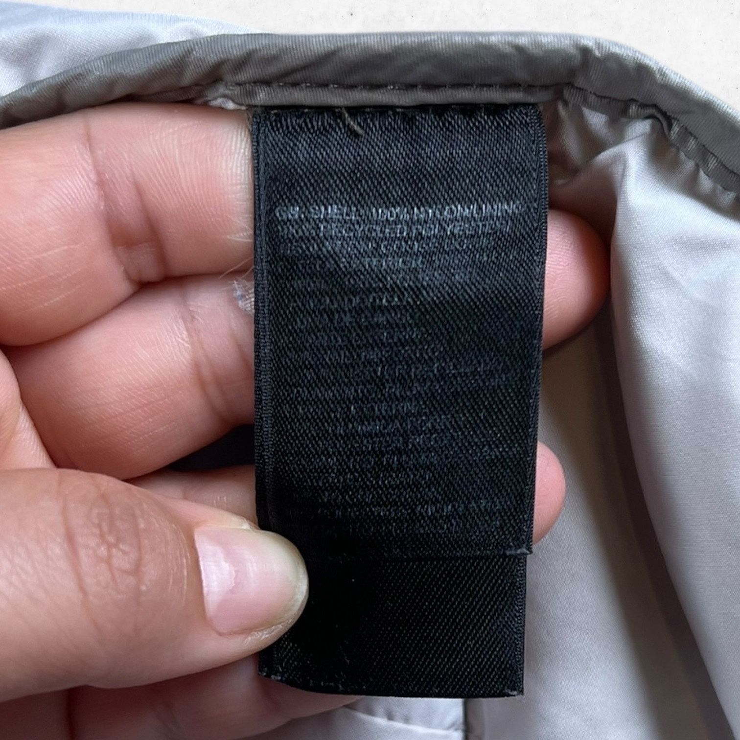 The North Face The North Face Quilted Puffer Down Vest 700 Women's S Silver Size S / US 4 / IT 40 - 8 Thumbnail
