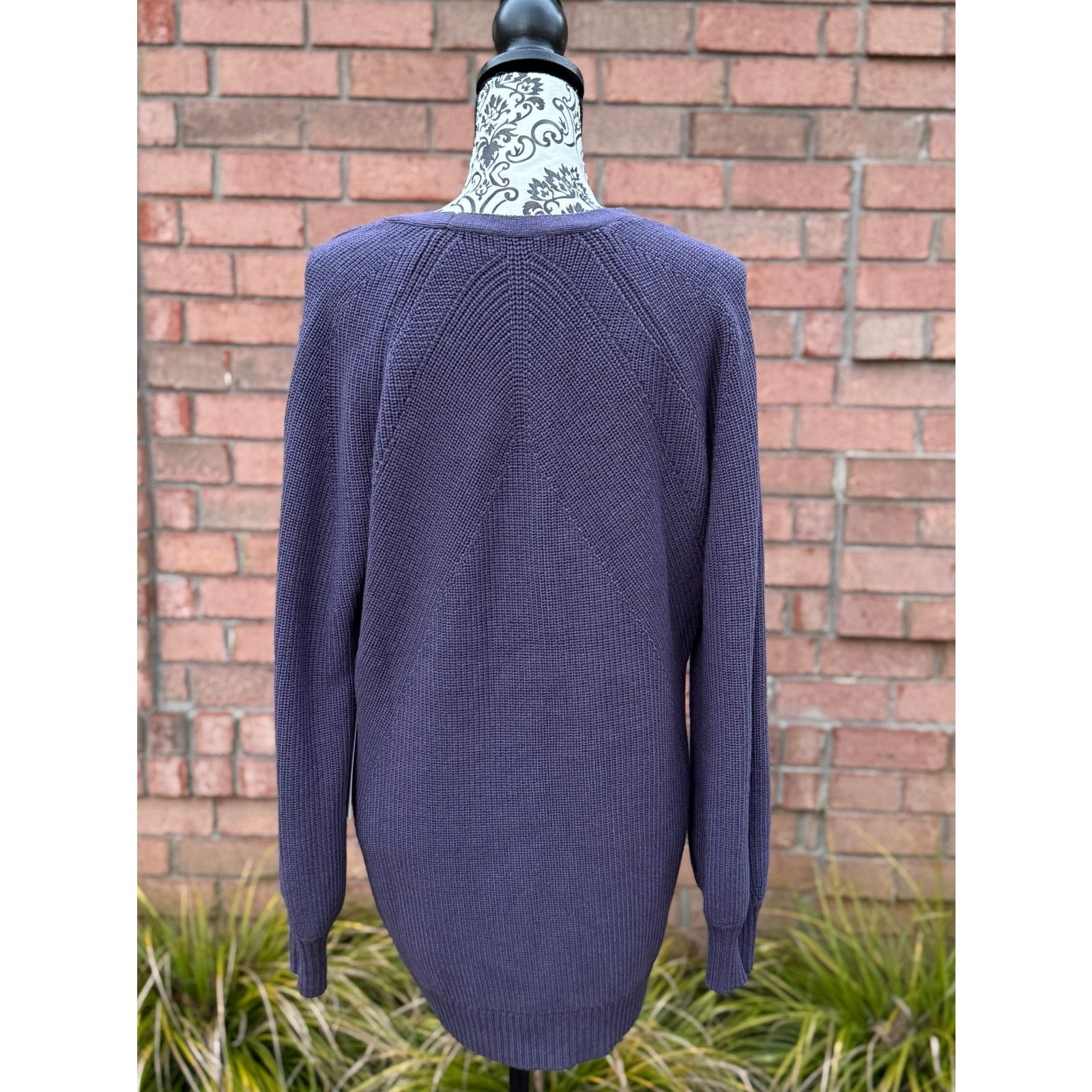 Athleta NWT Athleta Women's Blue/Purple Tunic Length Sweater Large Size L / US 10 / IT 46 - 3 Thumbnail