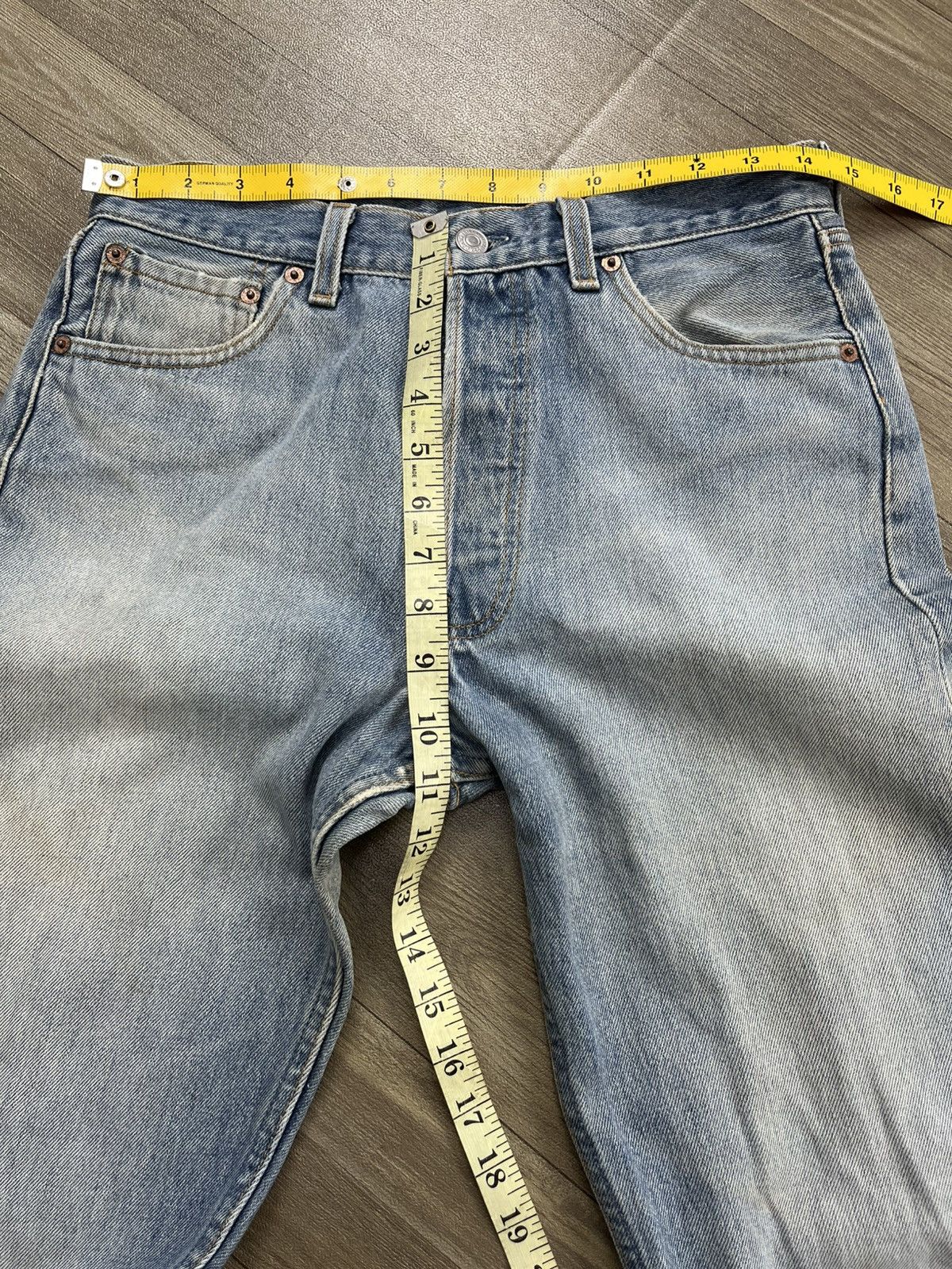 Levi's Vintage Clothing 🇺🇸1990s Vintage Levis 501 LVC 30x34 Light Blue Straight Jeans Size US 30 / EU 46 - 24 Thumbnail