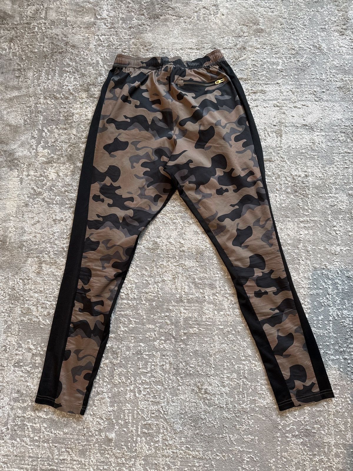 Kith Kith x Adidas Soccer camo joggers (SS18) Size US 28 / EU 44 - 3 Thumbnail