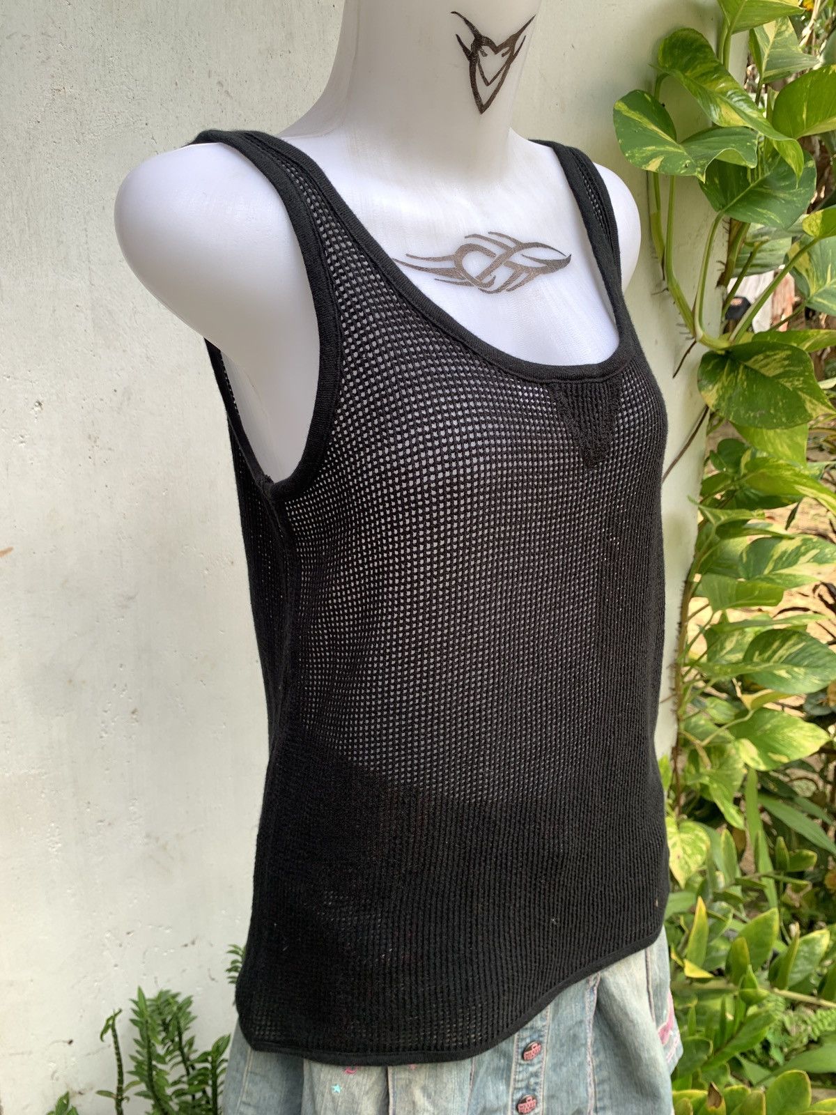 Japanese Brand 2000s AS KNOWN AS Japan Cotton Black Blank Tank Mesh Top Size L / US 10 / IT 46 - 2 Thumbnail