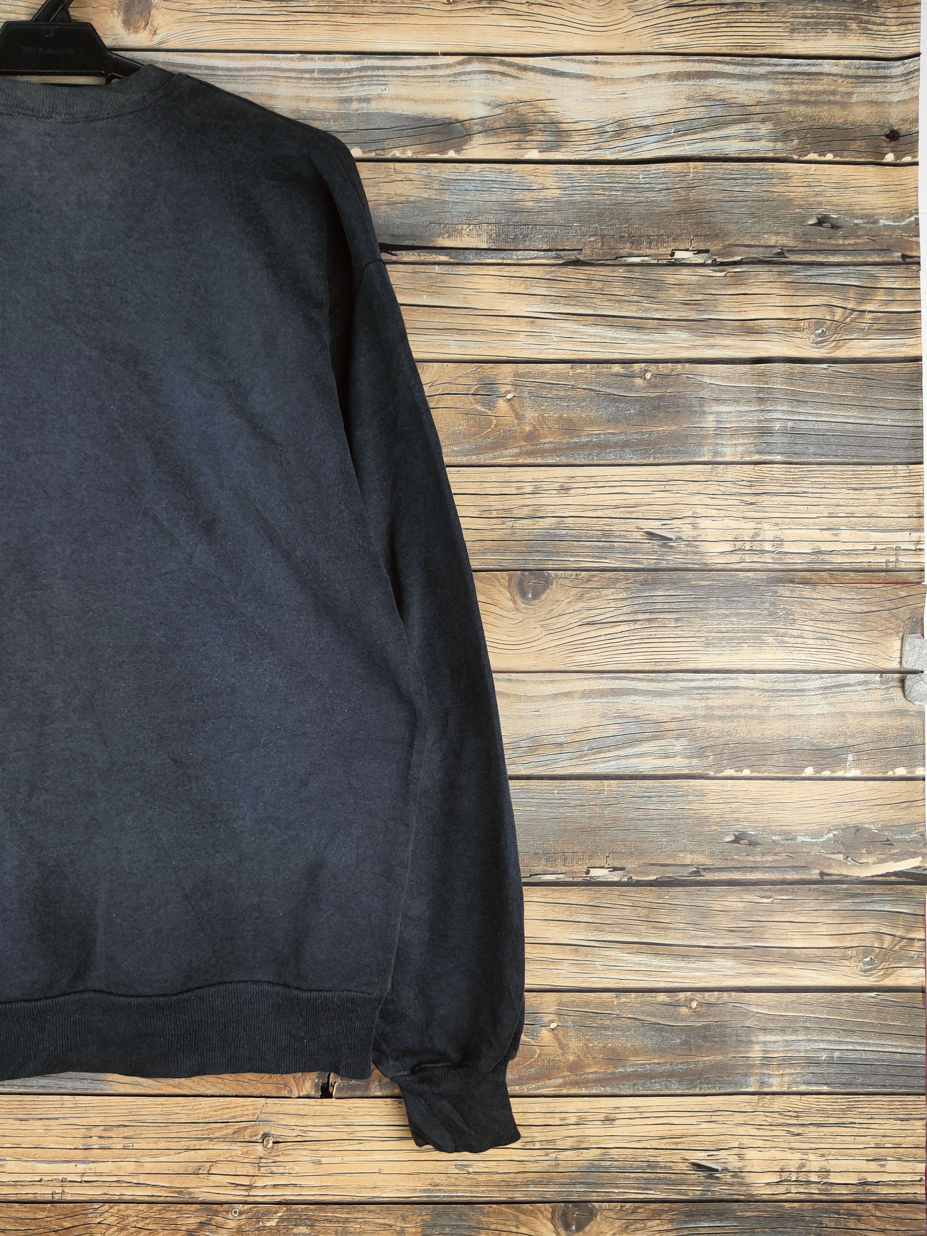 Japanese Brand Vintage 🔥Japanese Brand Black Faded Sweatshirts Size US L / EU 52-54 / 3 - 12 Thumbnail