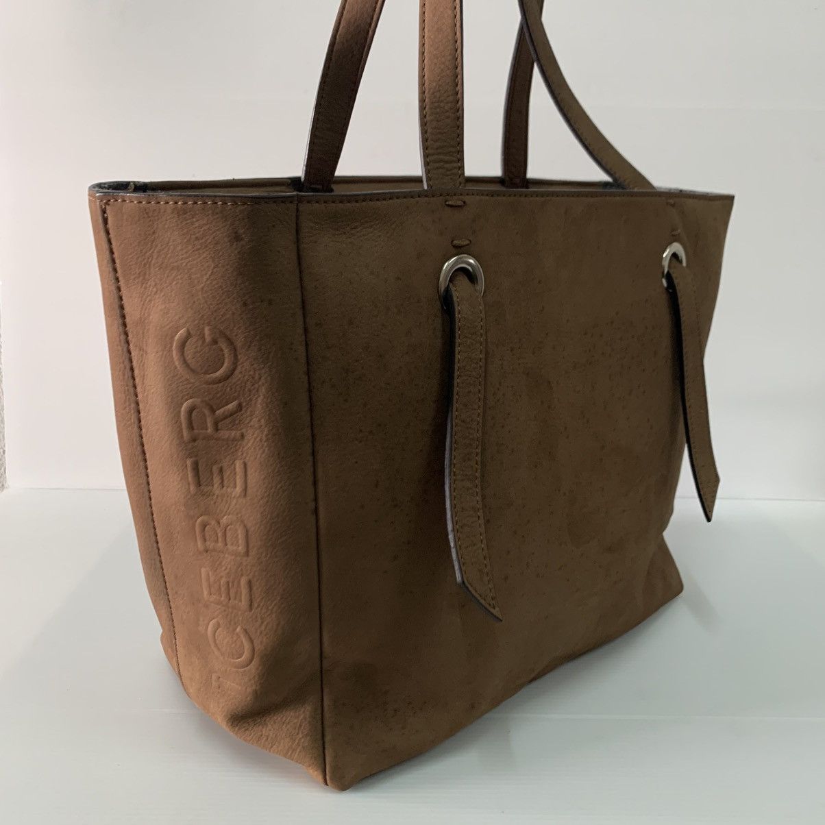 Iceberg 💥‼️HOT ITEM‼️💥Authentic Iceberg Leather Tote Bag Size ONE SIZE - 2 Thumbnail