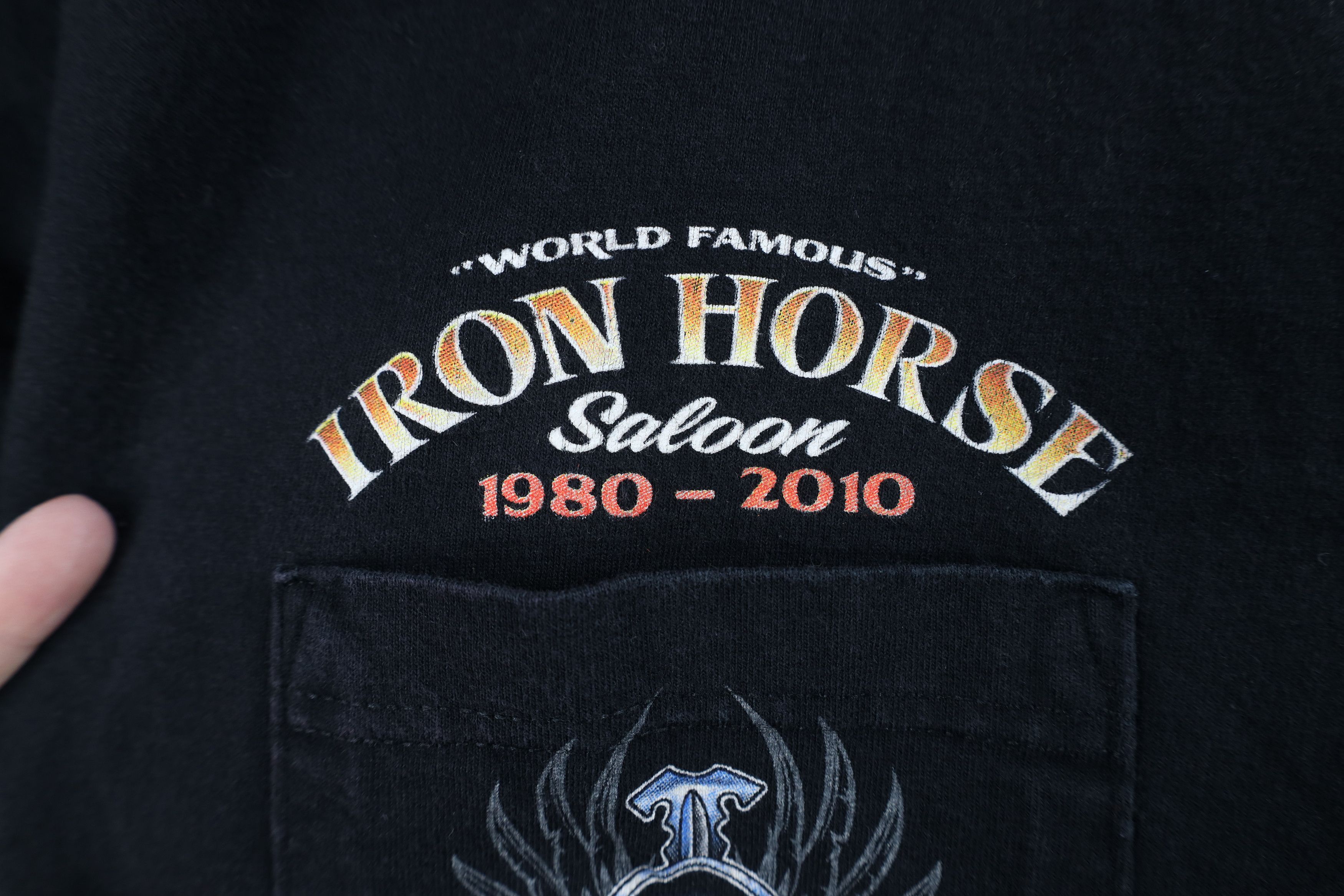 Vintage Vintage Y2K Iron Horse Saloon Tribal Sword T-Shirt Black Size US L / EU 52-54 / 3 - 4 Thumbnail