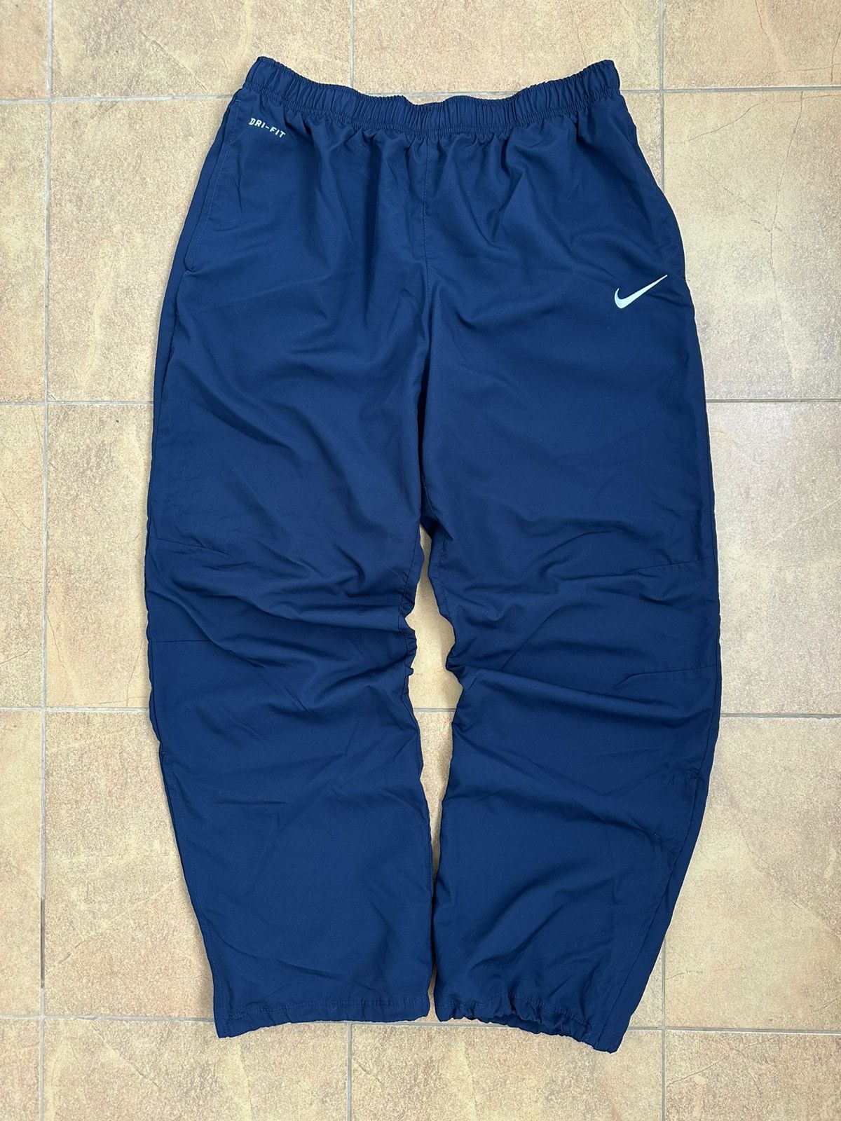 Nike Nike Vintage Parachute Y2K Boxy Nylon Pants Baggy XL Drill Size US 36 / EU 52 - 11 Thumbnail