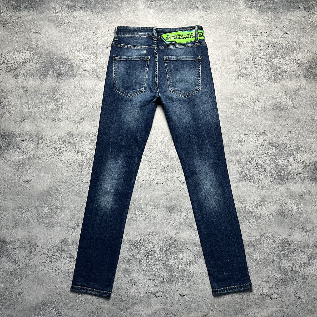 Dsquared2 Vintage Dsquared2 Distressed Denim Blue Jeans Italy Size 32" / US 10 / IT 46 - 14 Thumbnail